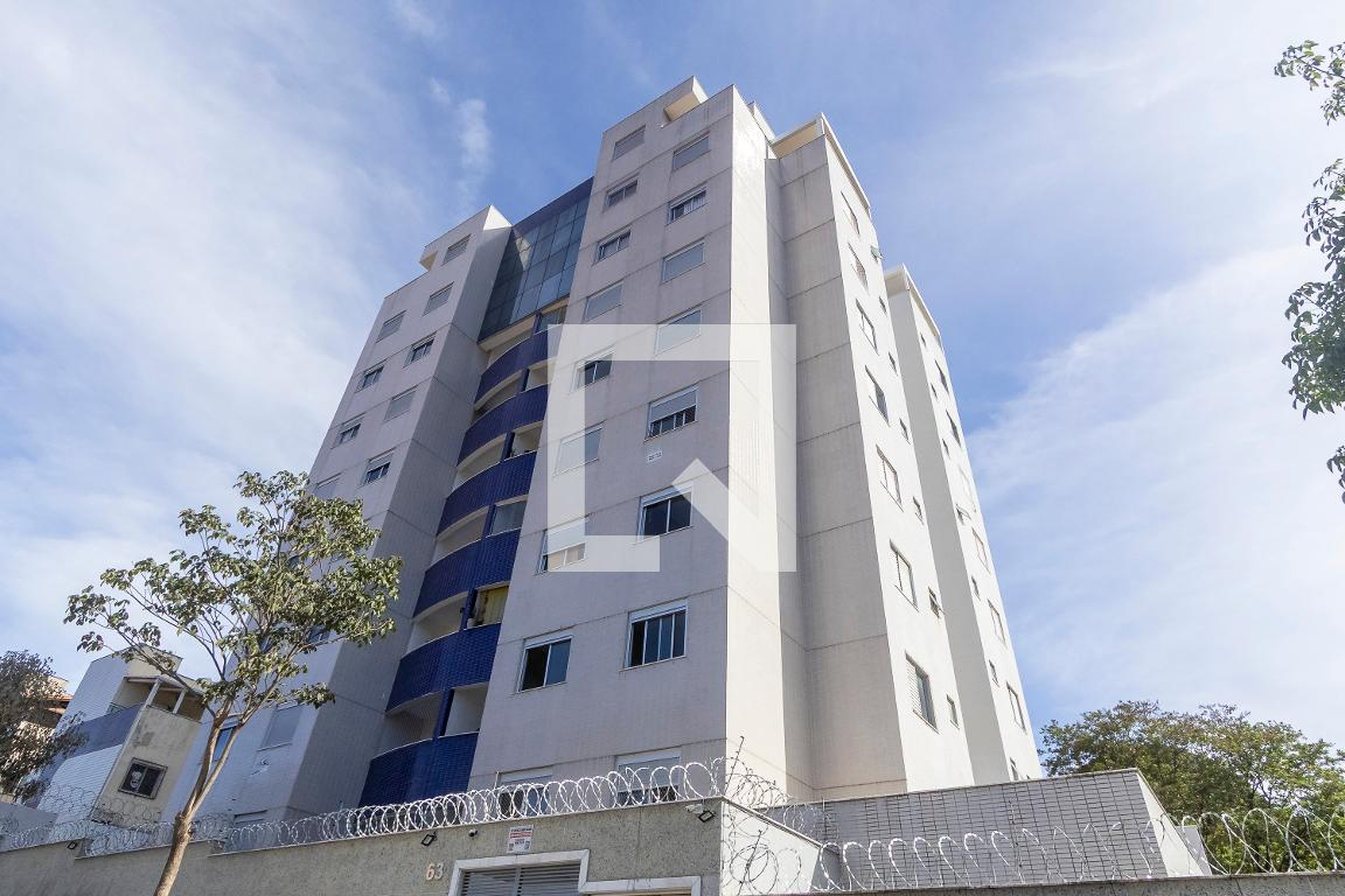 Fachada Condomínio em Rua Itambé do Mato Dentro, 631