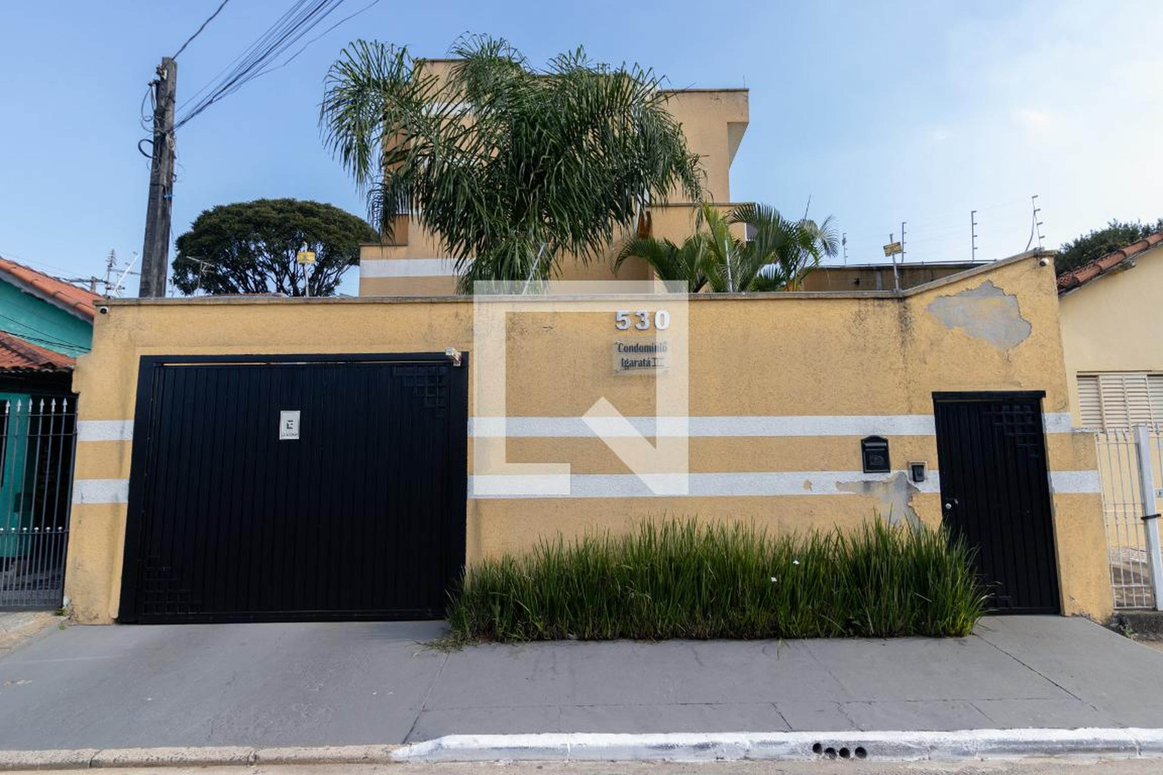 Fachada Condomínio em Rua Namé, 530
