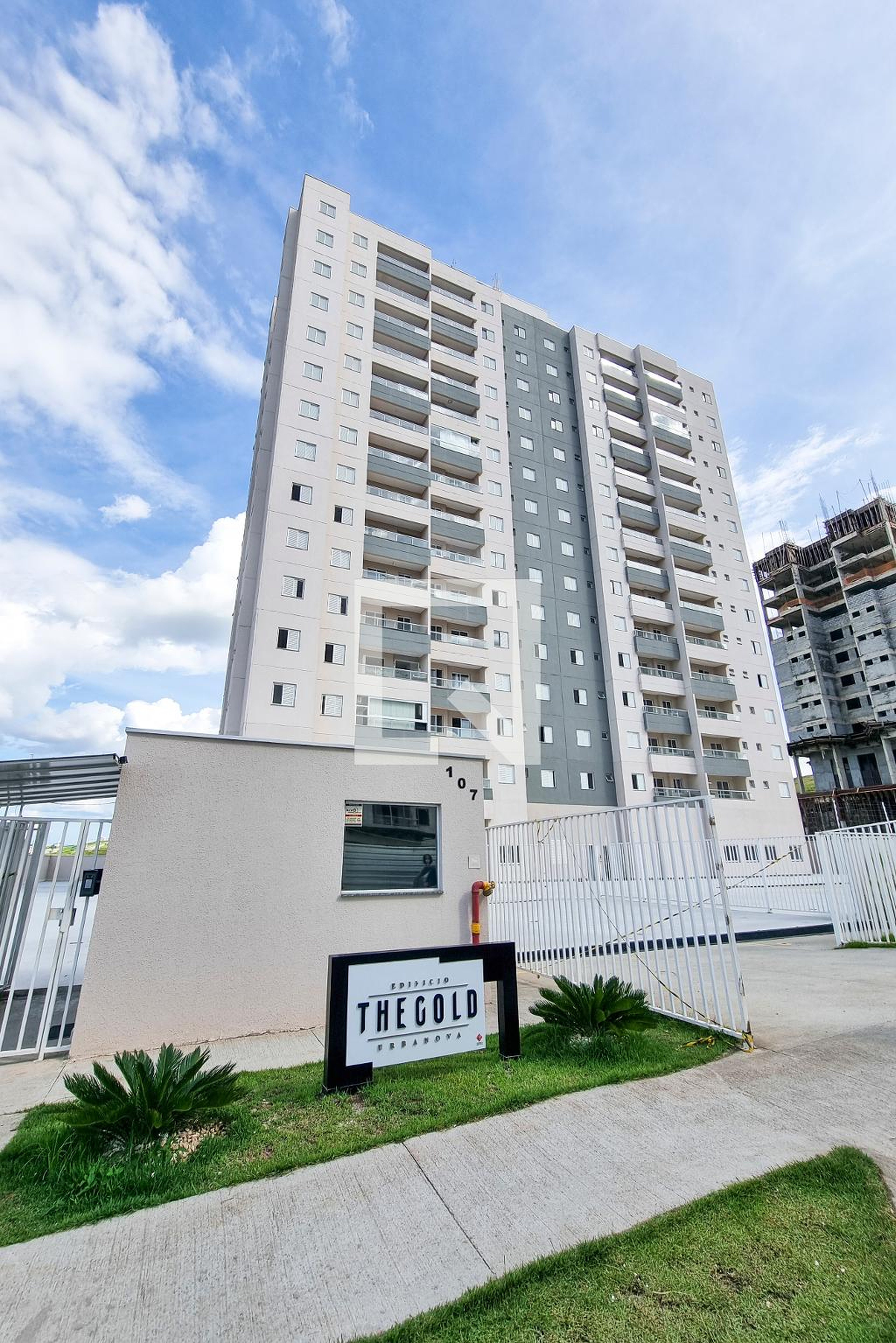 Fachada Condomínio em Rua Rui Sérgio Rodrigues de Moura, 74