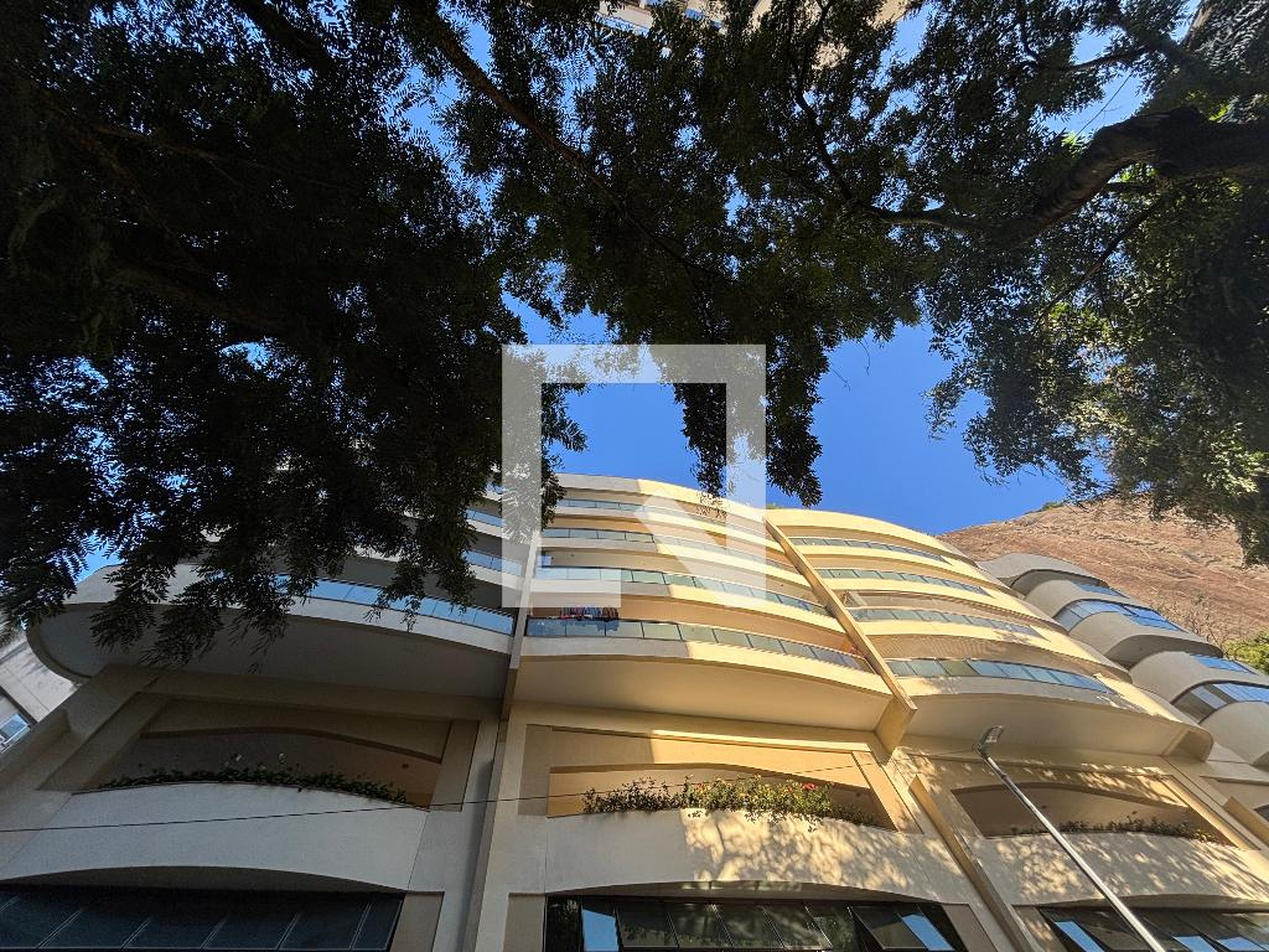 Fachada Condomínio Lagoa Green Village