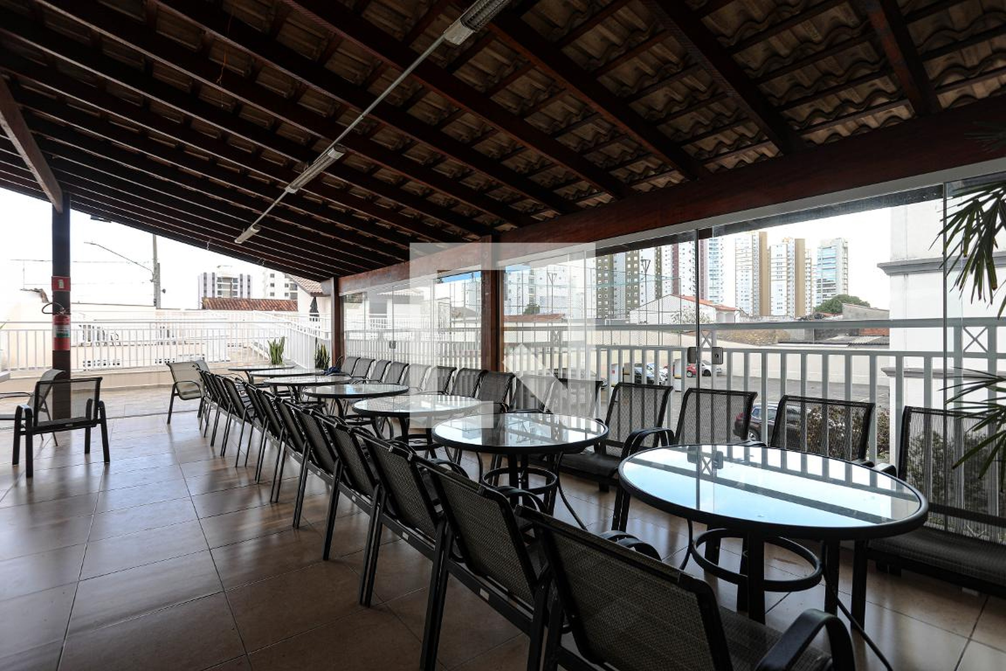 Área Comum - Tom Jobim