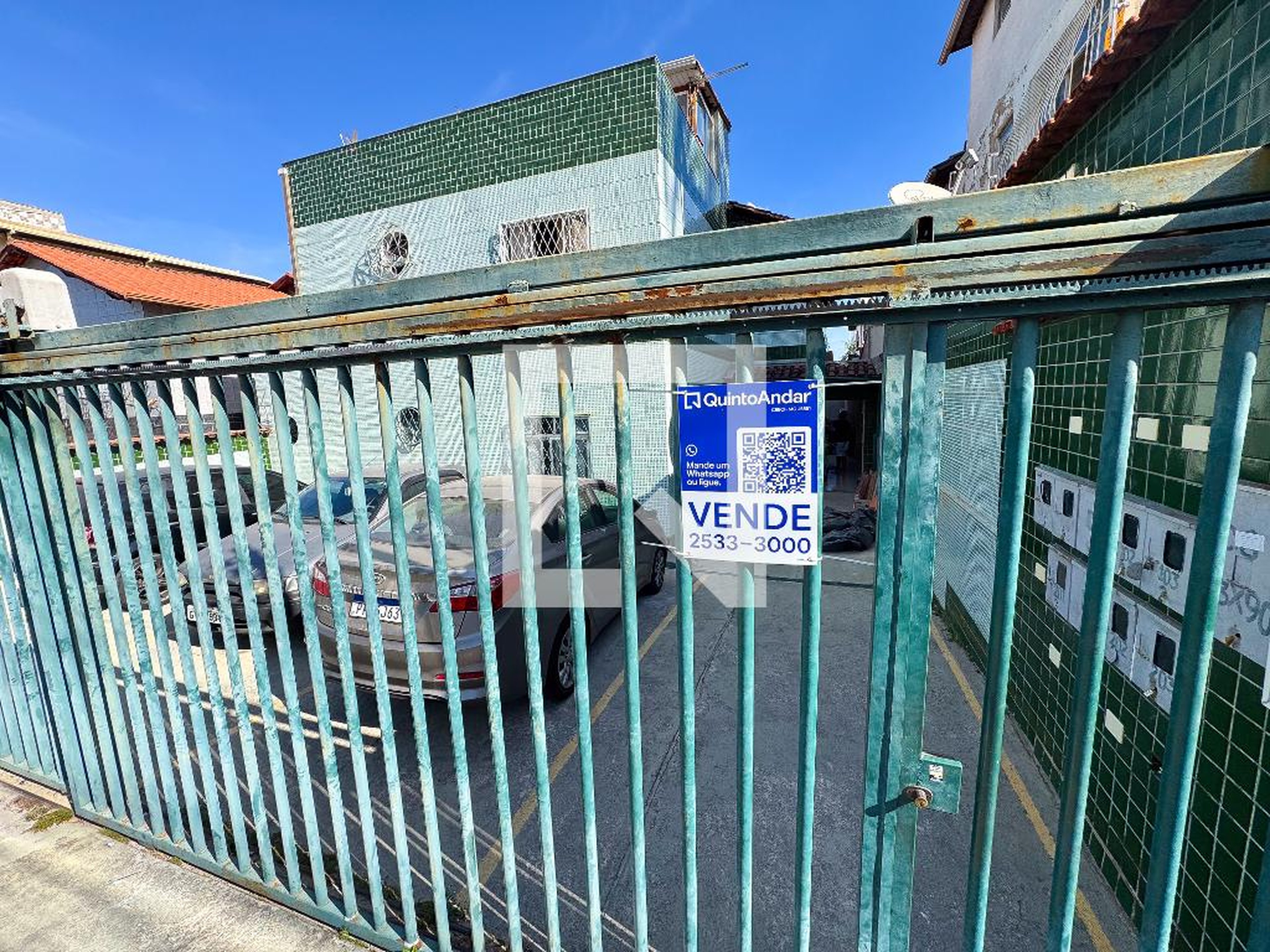 Fachada Condomínio em Rua Limoges, 47