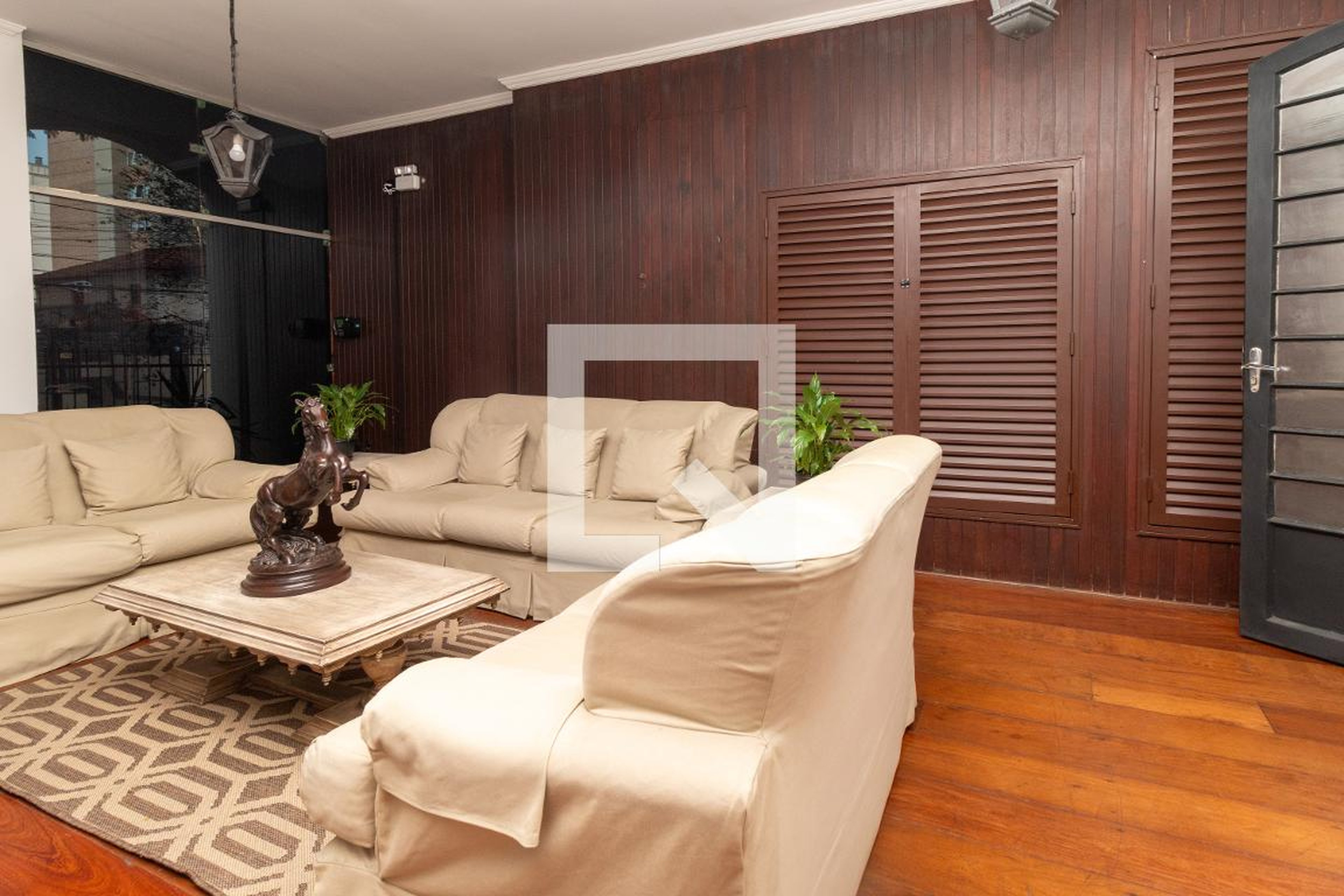 Hall de entrada - Colonial Sumaré