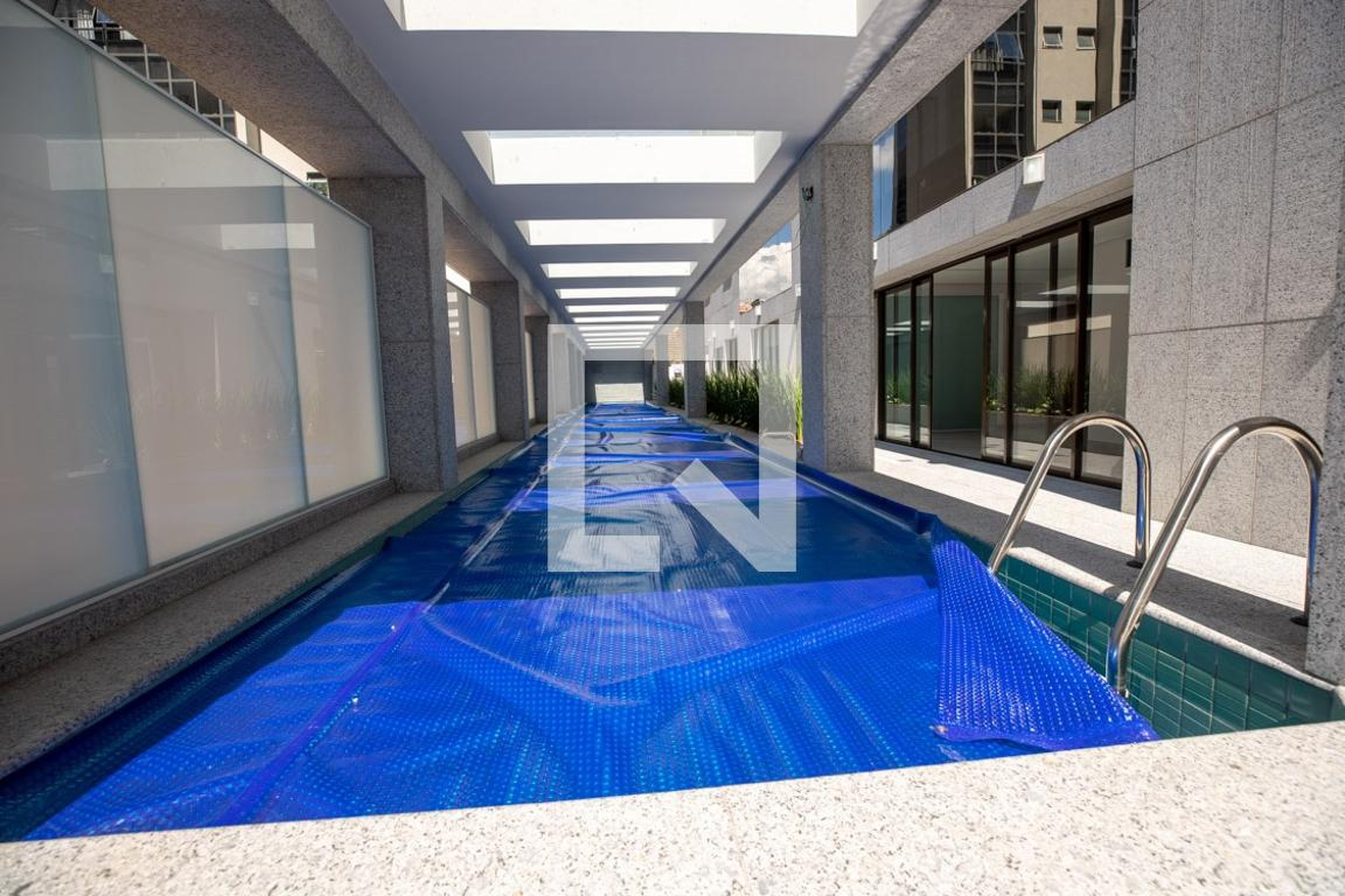 Piscina Coberta - Contorno Residence