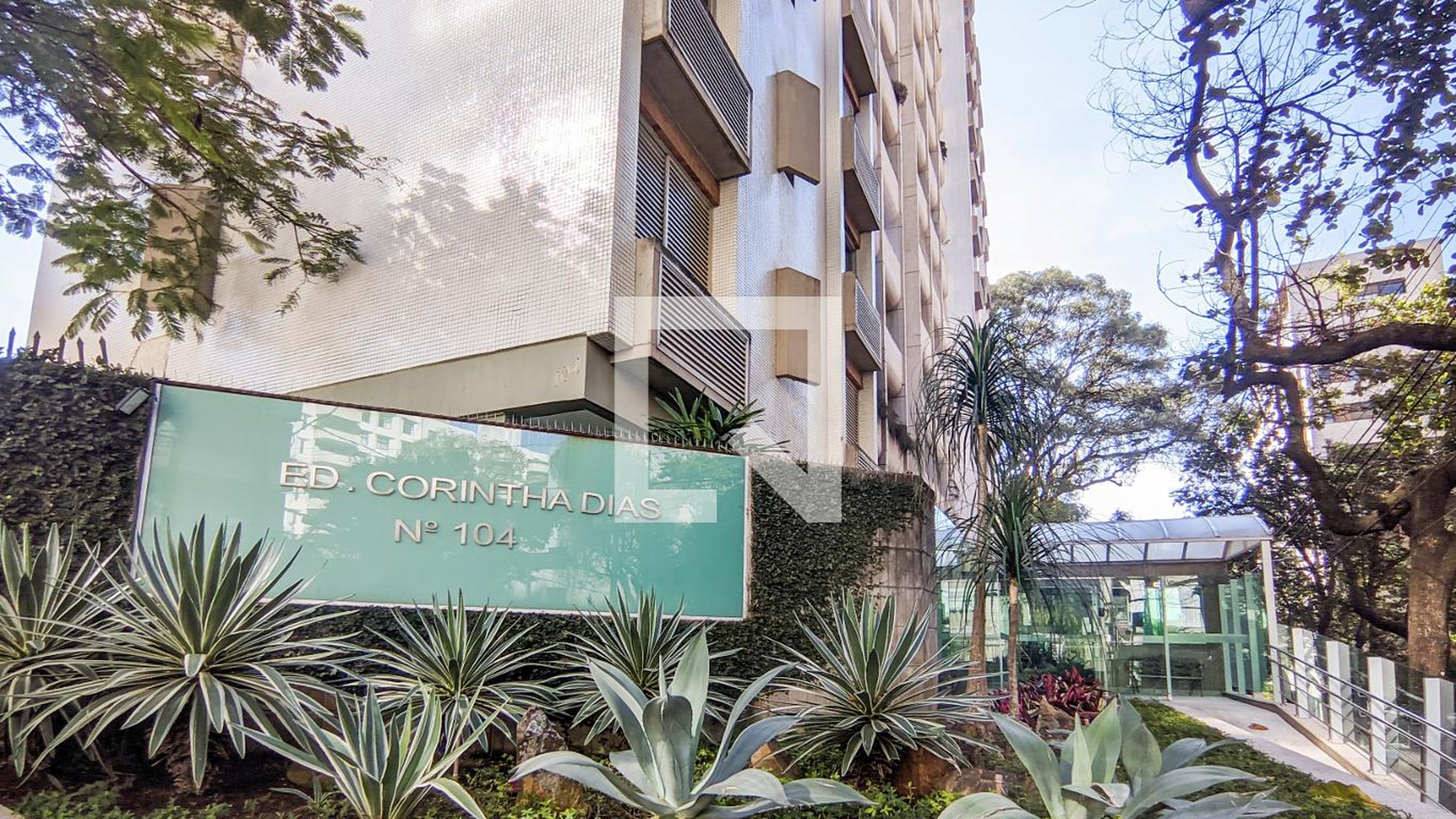 Fachada Edifício Corintha Dias
