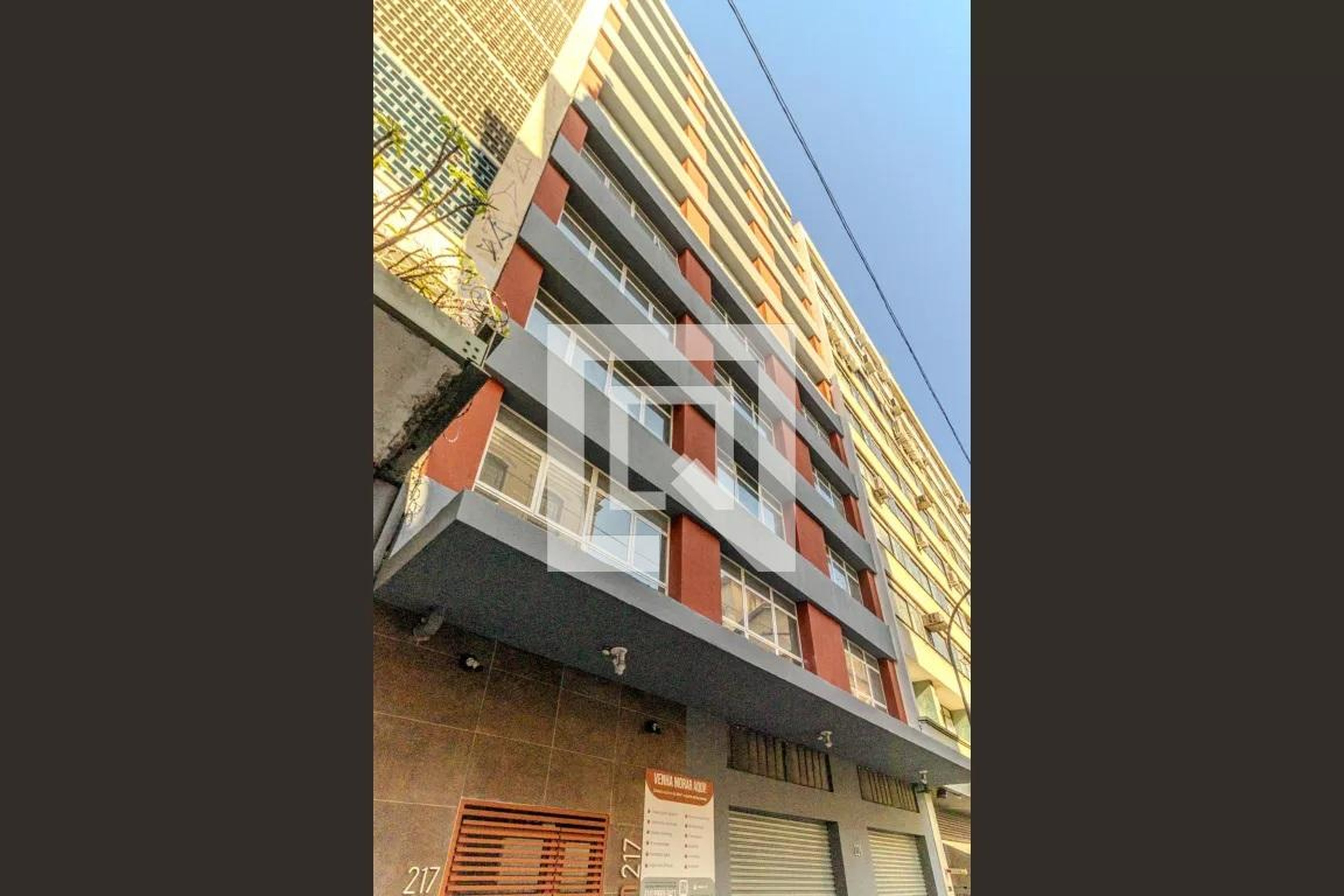 Fachada Condomínio em Rua Riachuelo, 217