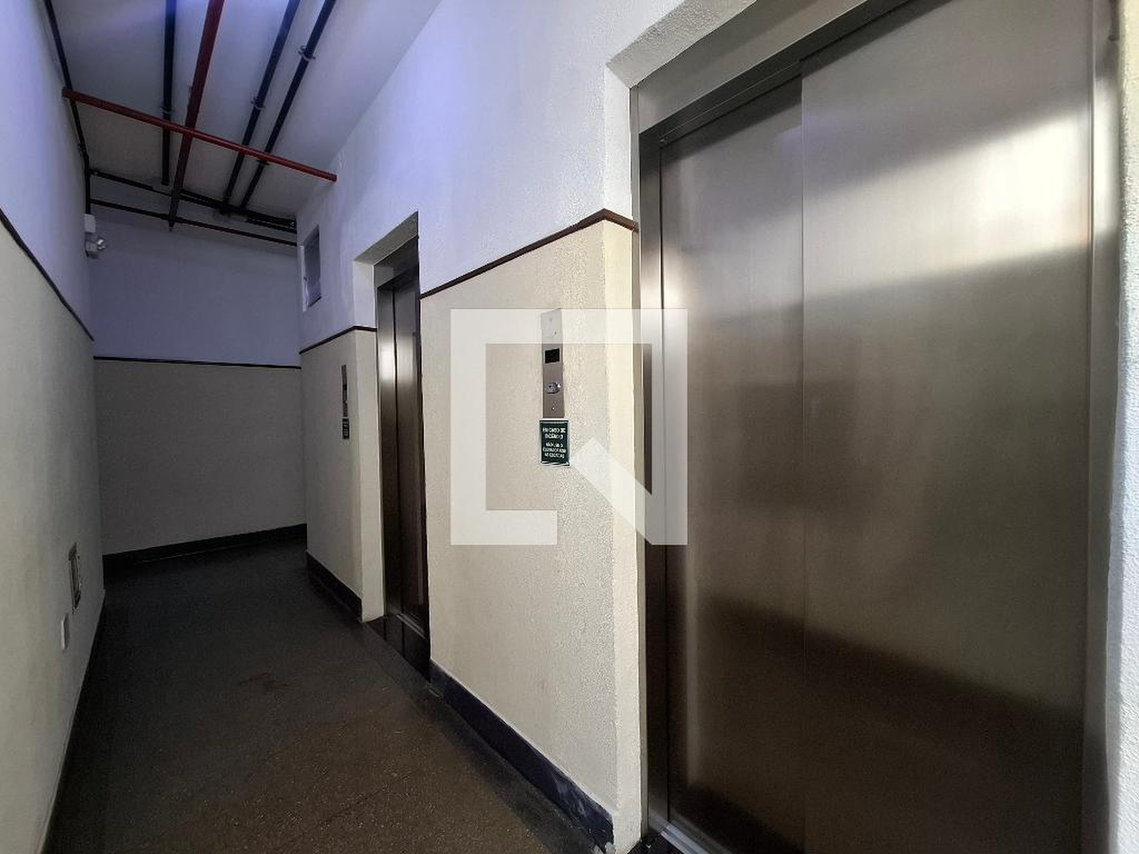 Elevador - Edifício Japeri