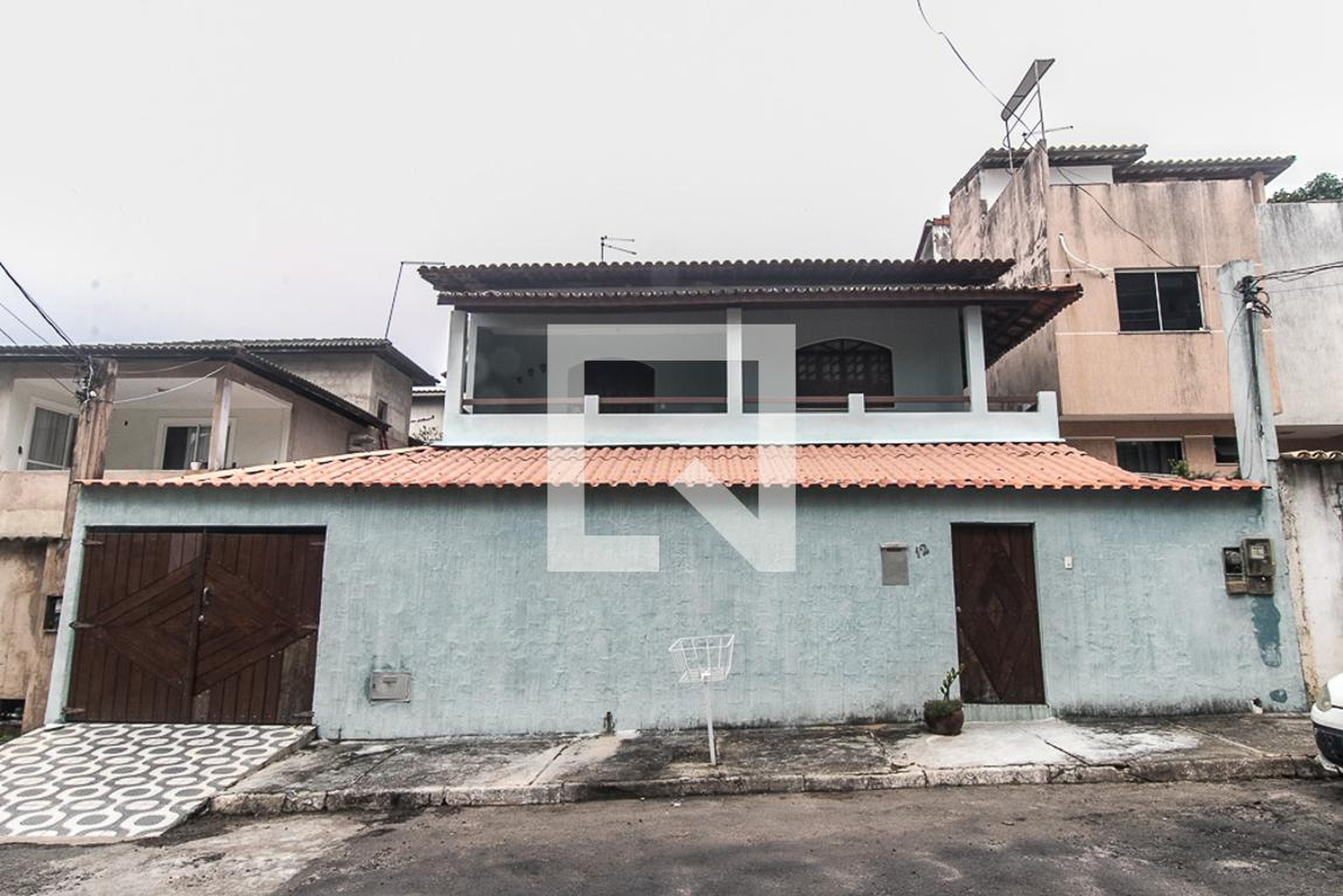 Fachada Condomínio em Rua Luís Eduardo Magalhães, 12a