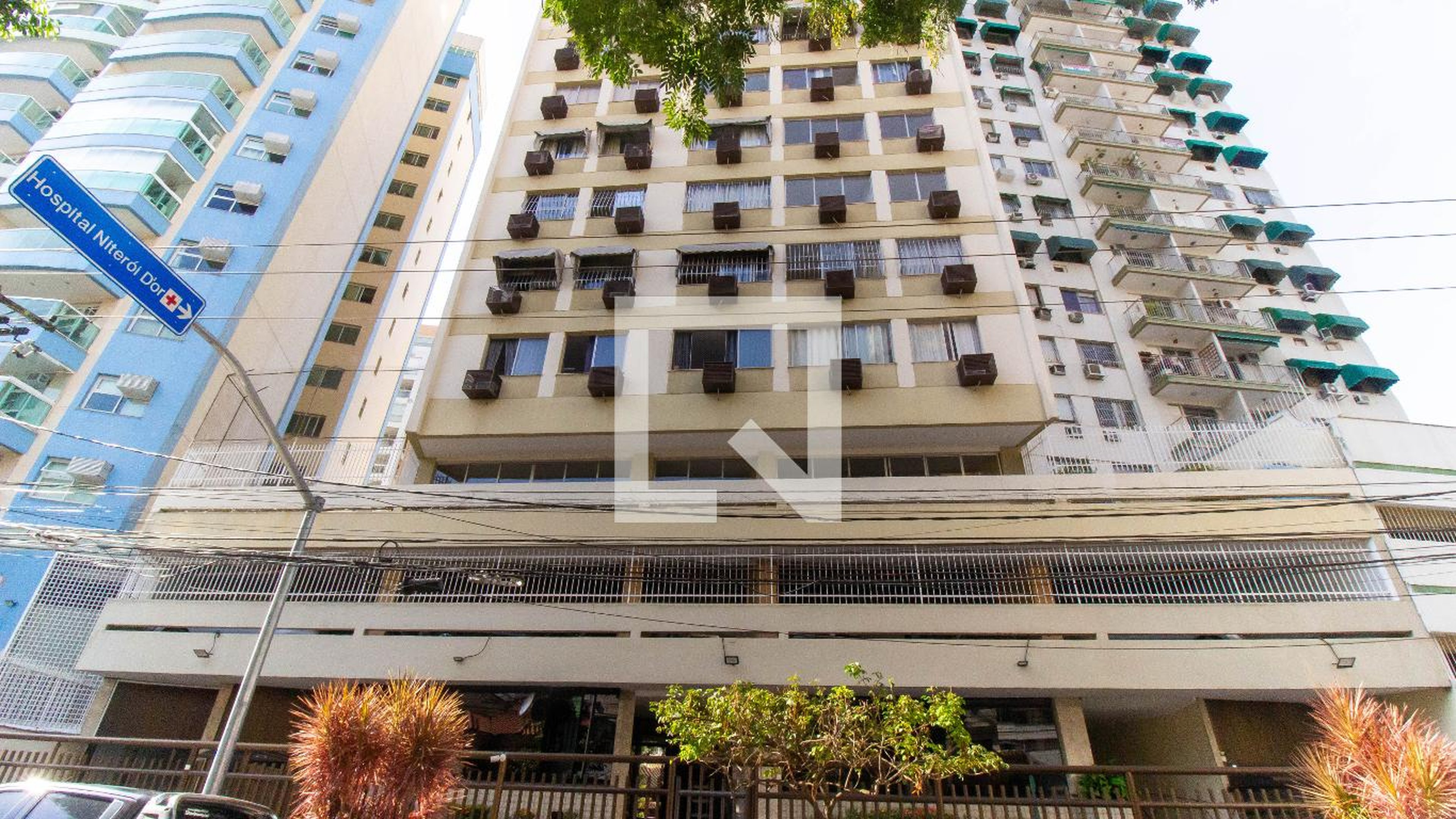 Fachada Condomínio Visconde de Parati