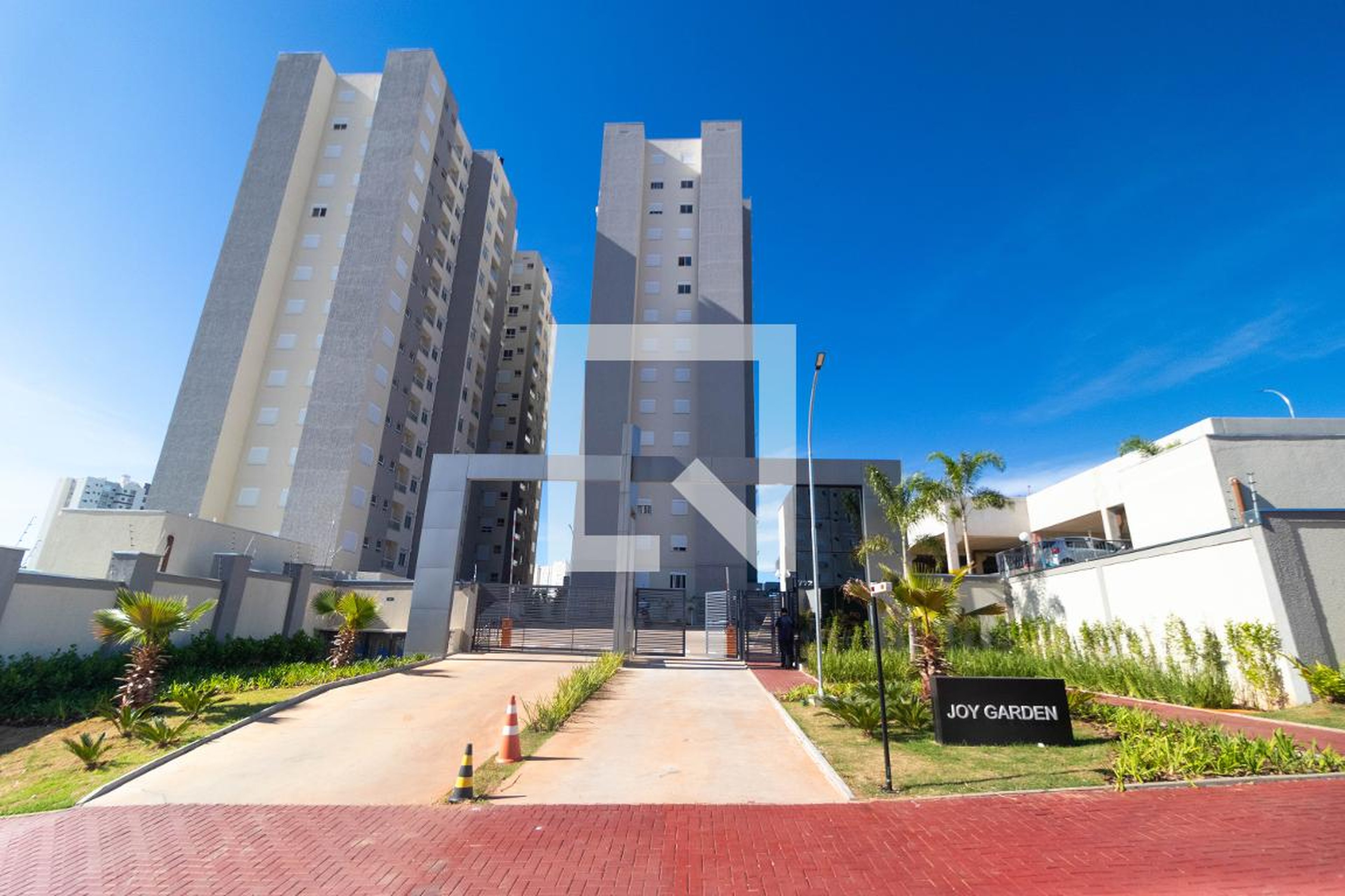 Fachada Condomínio em Rua João Batista Alves de Souza, 722