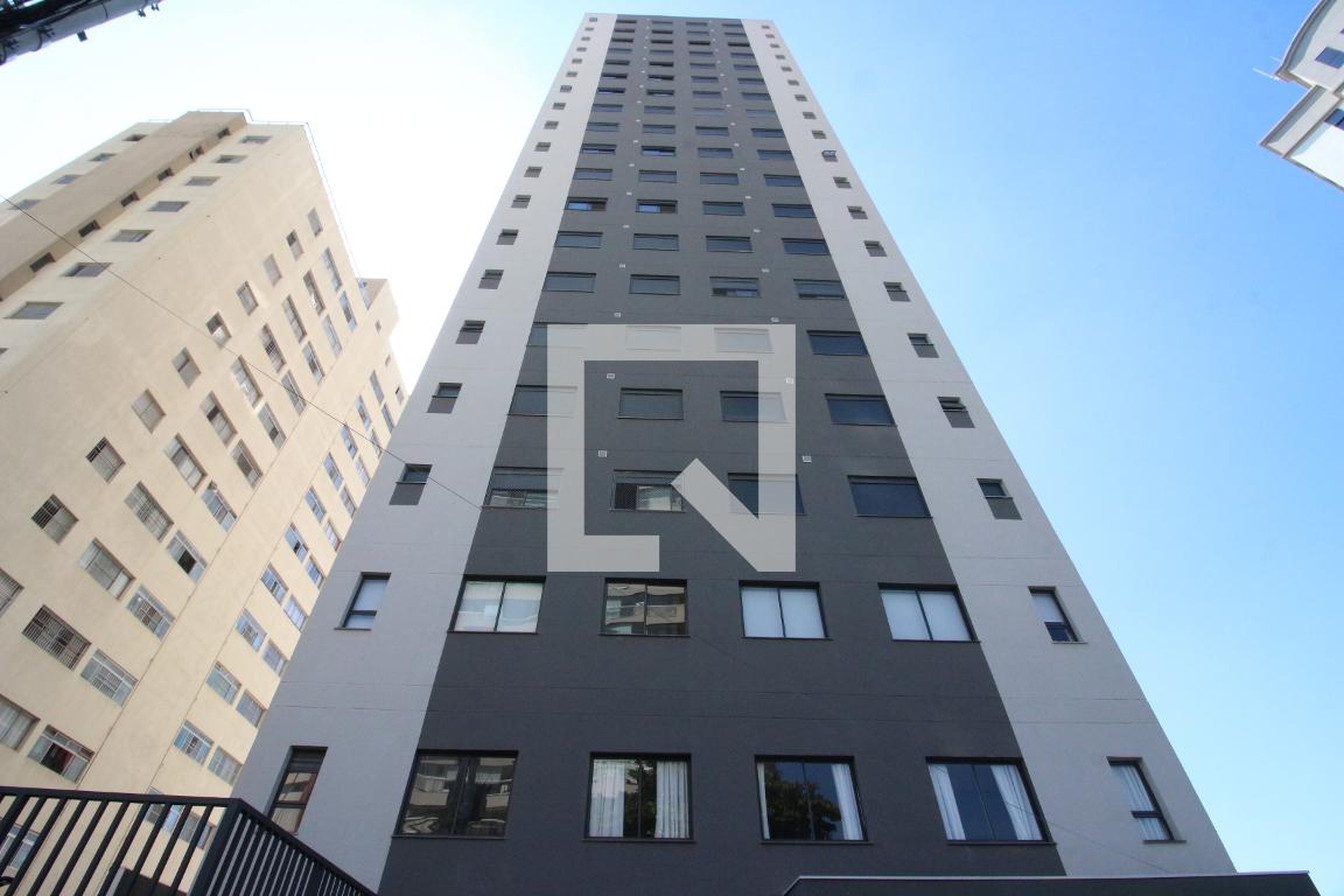 Fachada Condomínio em Avenida Dionysia Alves Barreto, 128