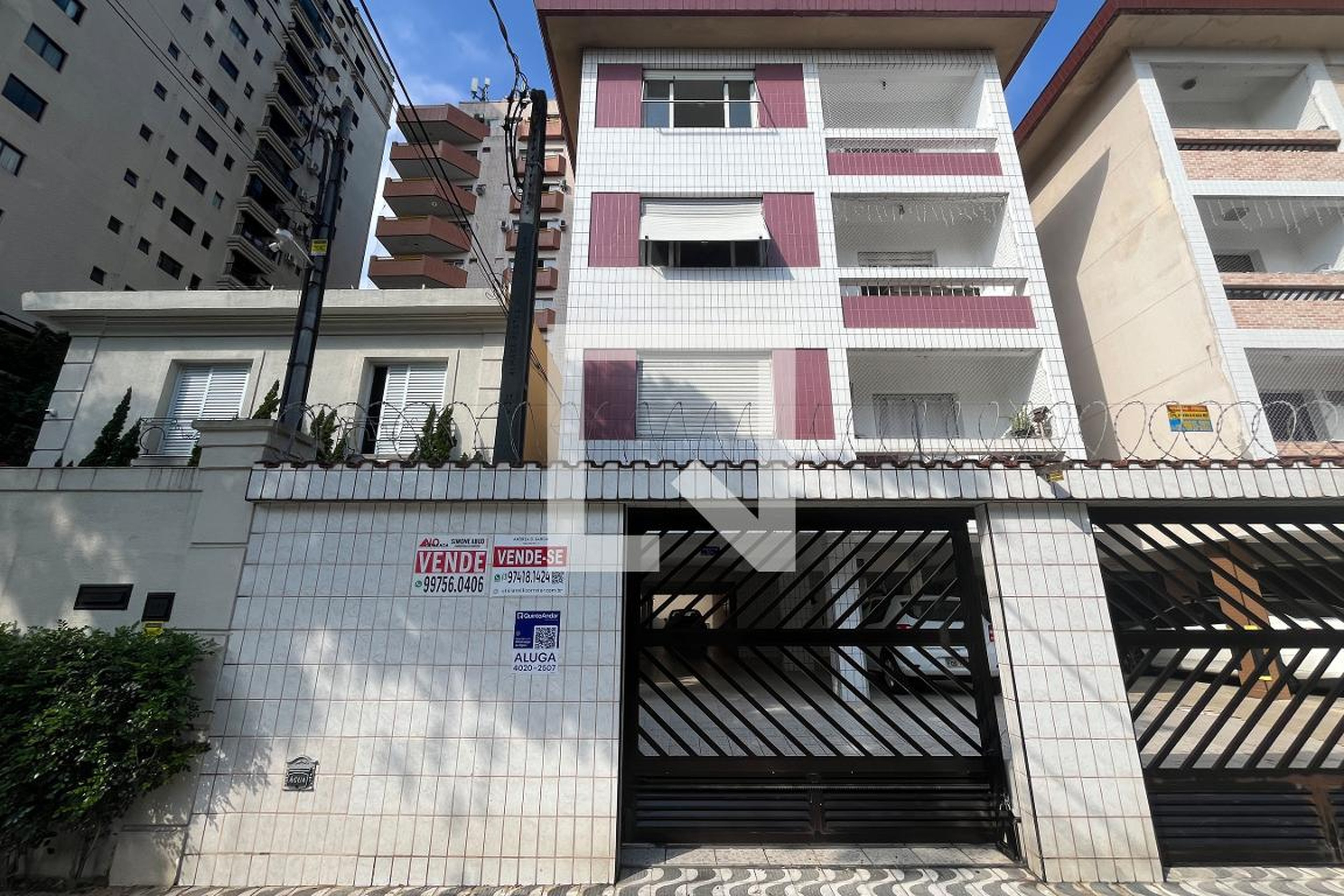 Fachada do Prédio Condomínio Manacá