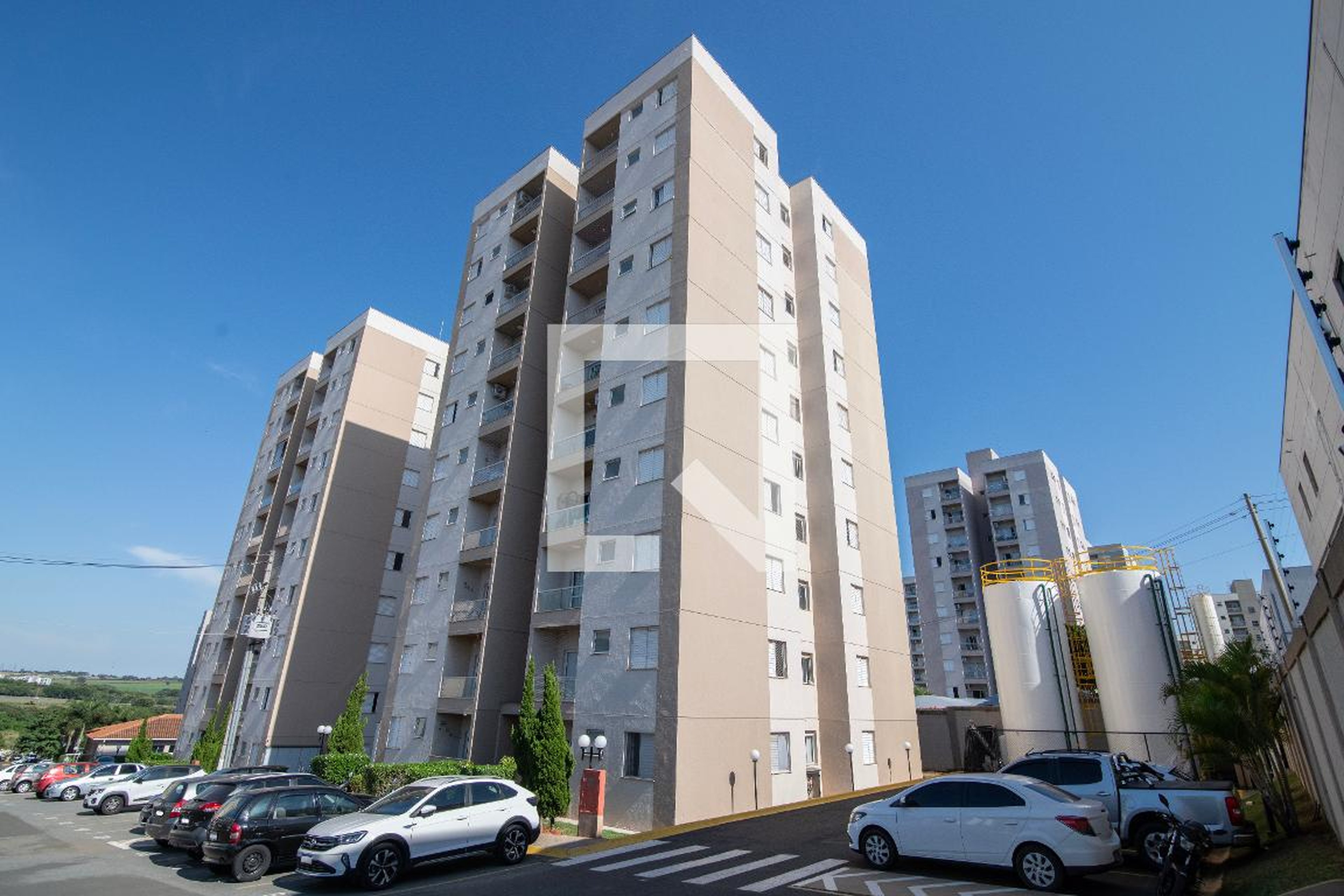 Fachada Condomínio Portal dos Cristais