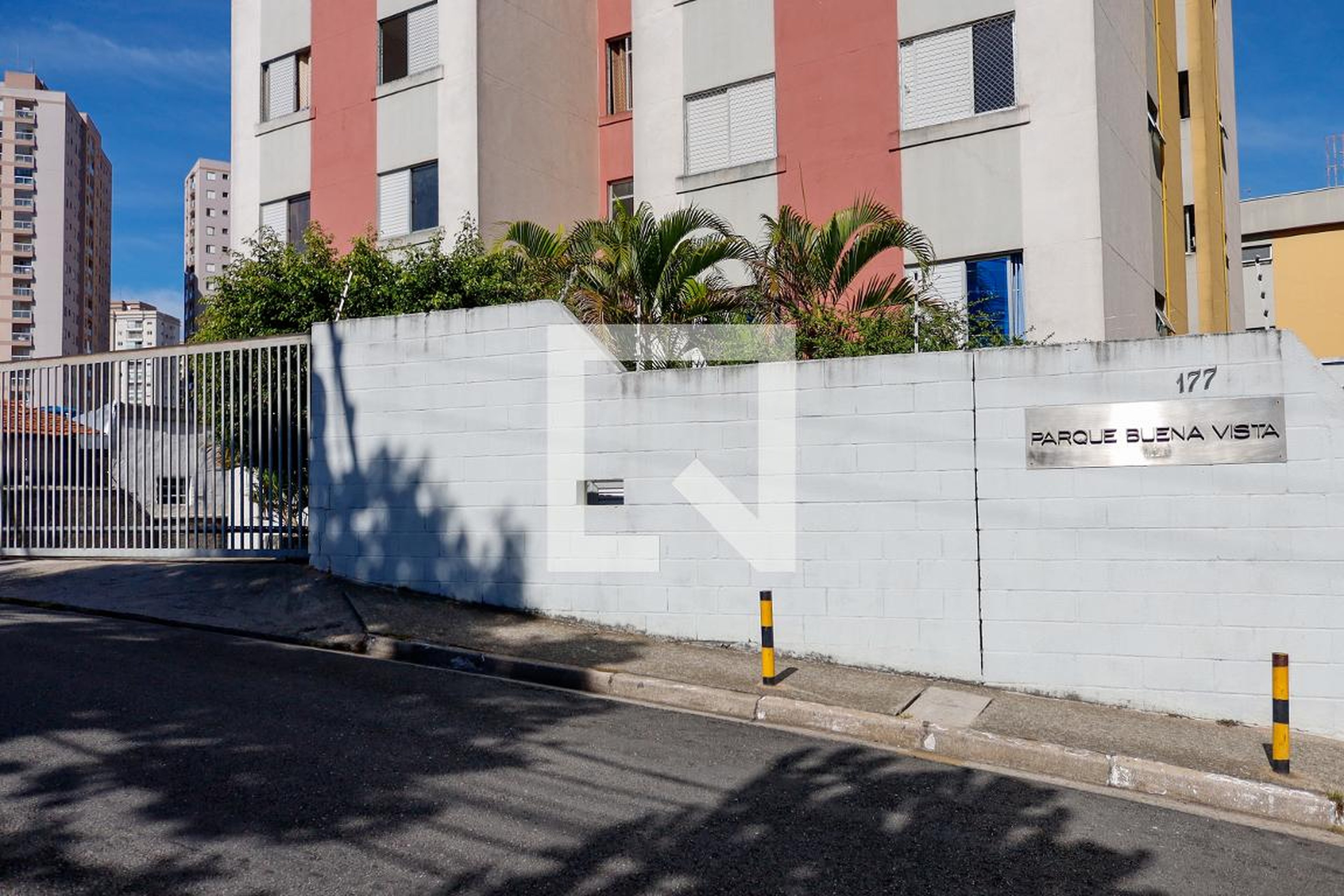 Fachada Condomínio em Rua Francisco Sebastião Pestana, 333