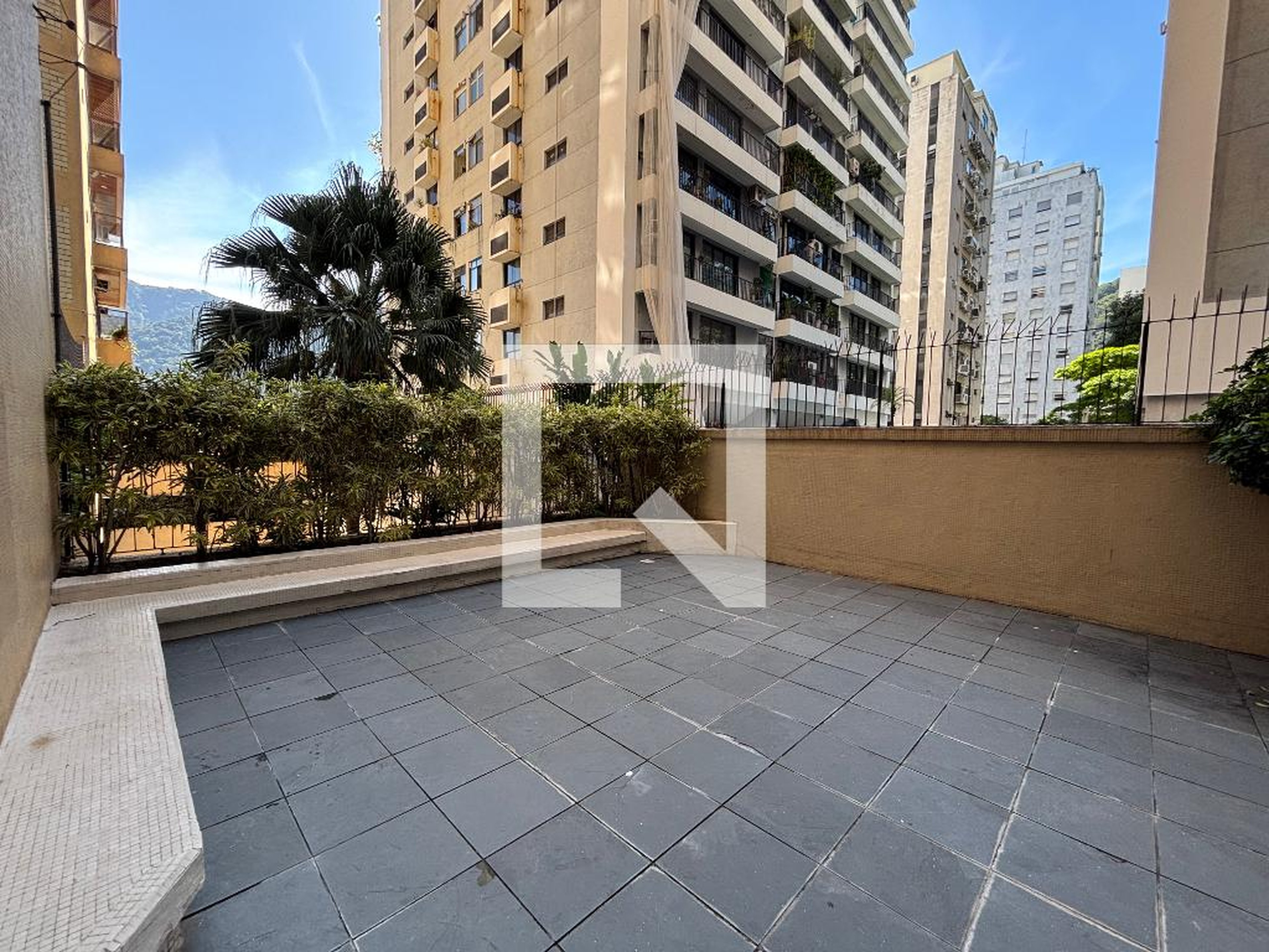 Área comum - Jean Labasque