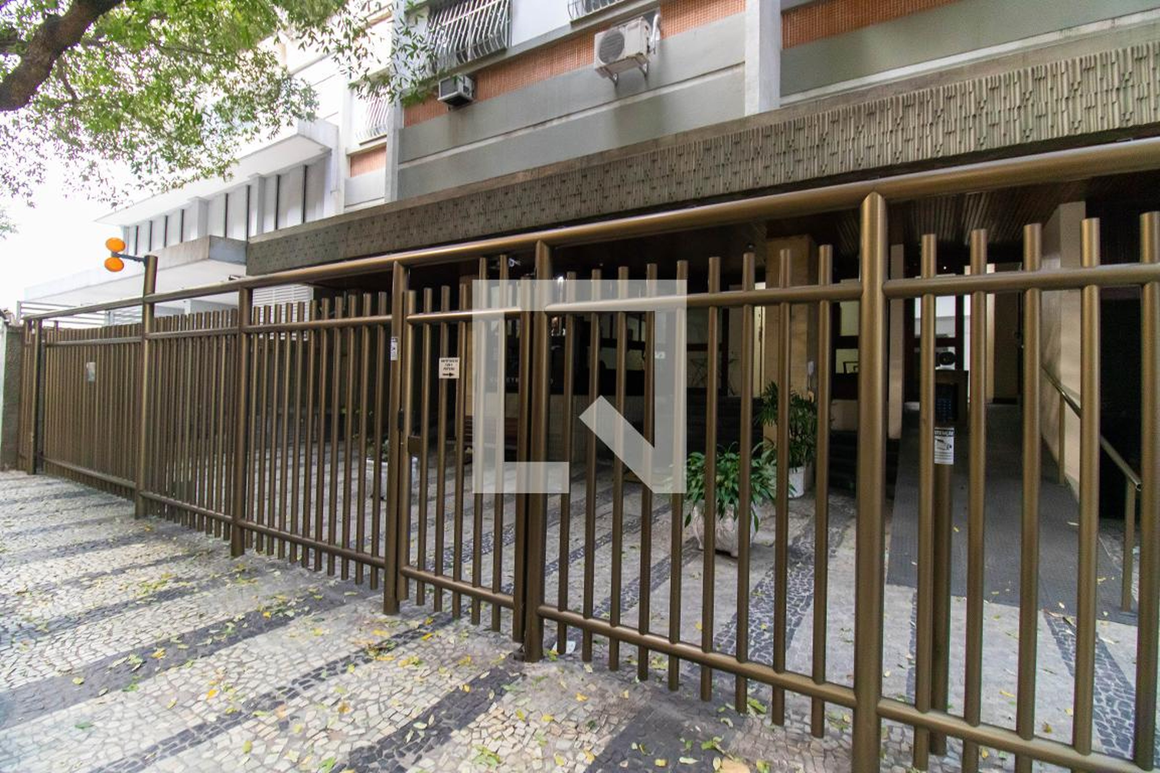 Fachada Edificio Eginete Porto