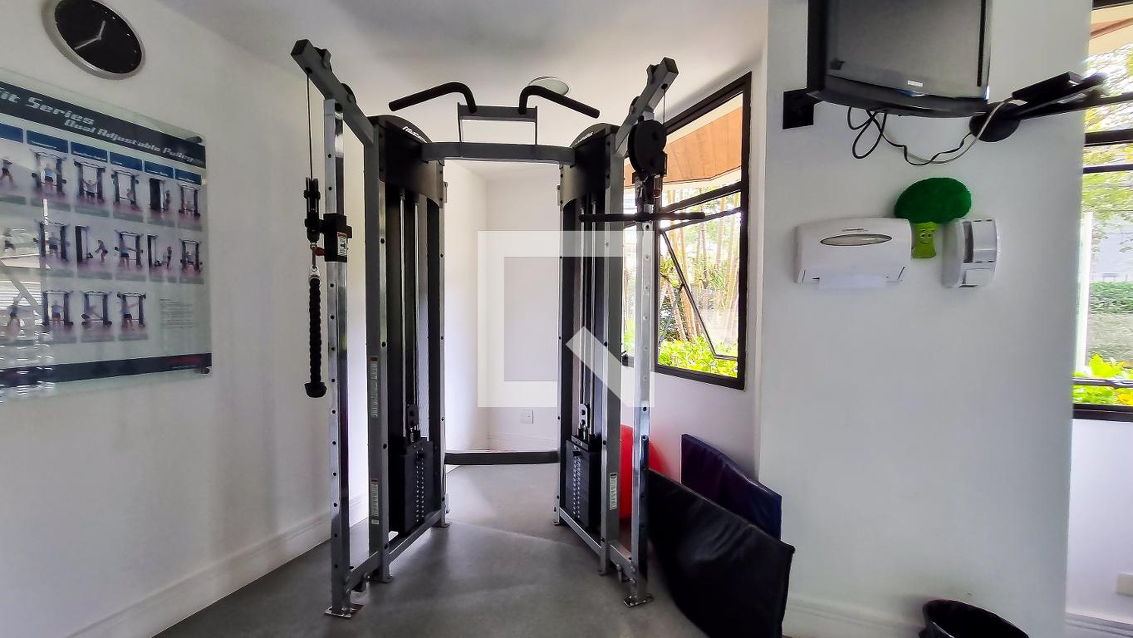 Academia - Edifício La Tremoille