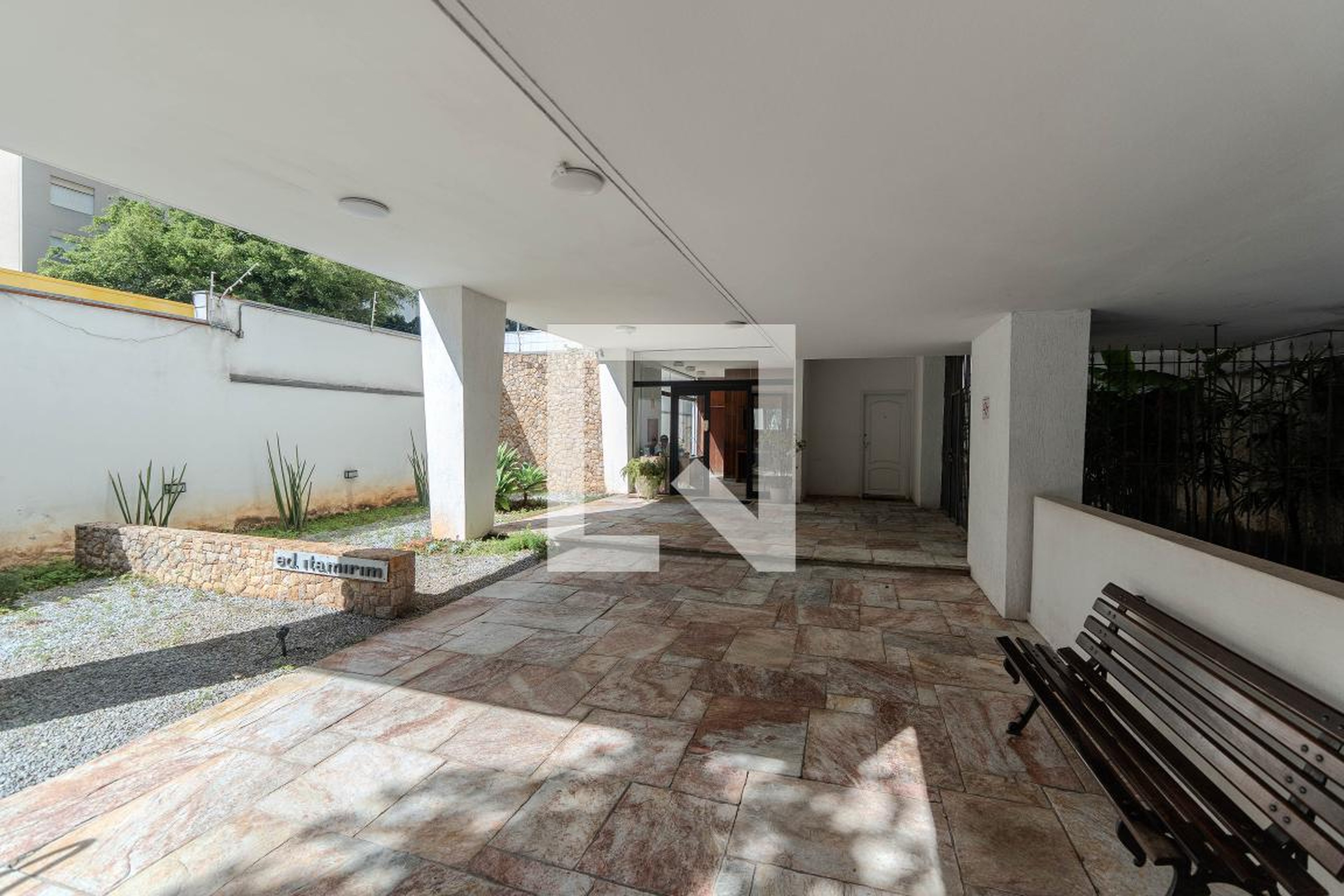 Hall de entrada - Itamirim