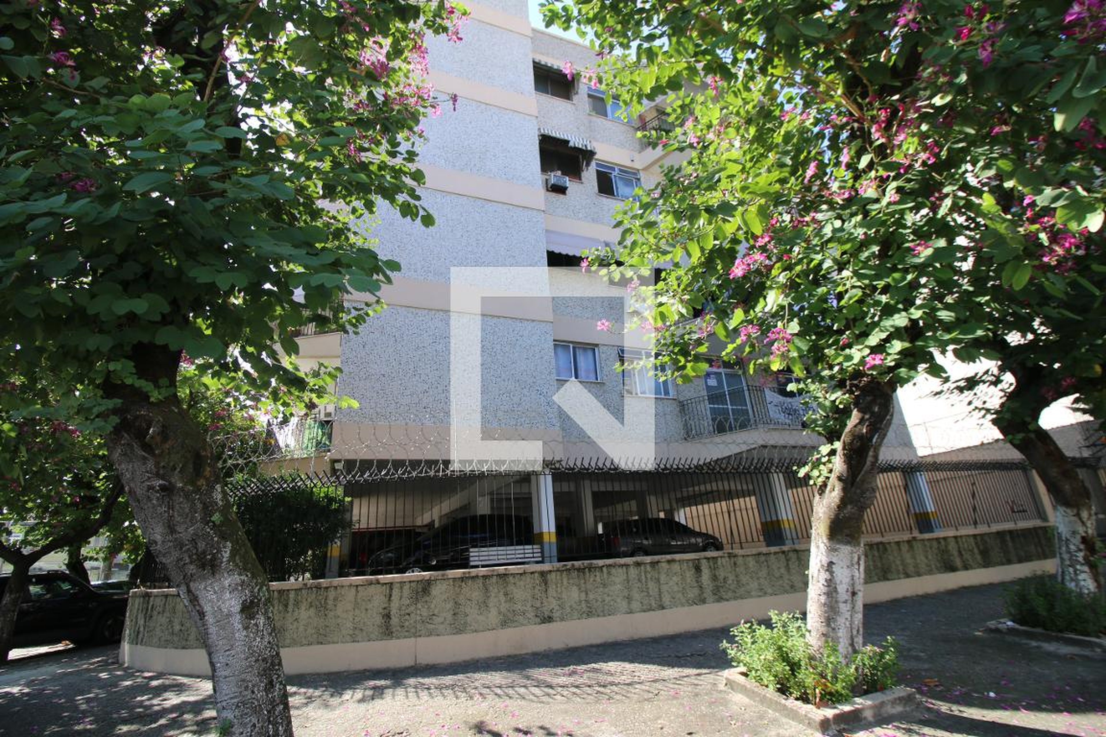 Fachada do Prédio Condomínio Carolina Barcelos