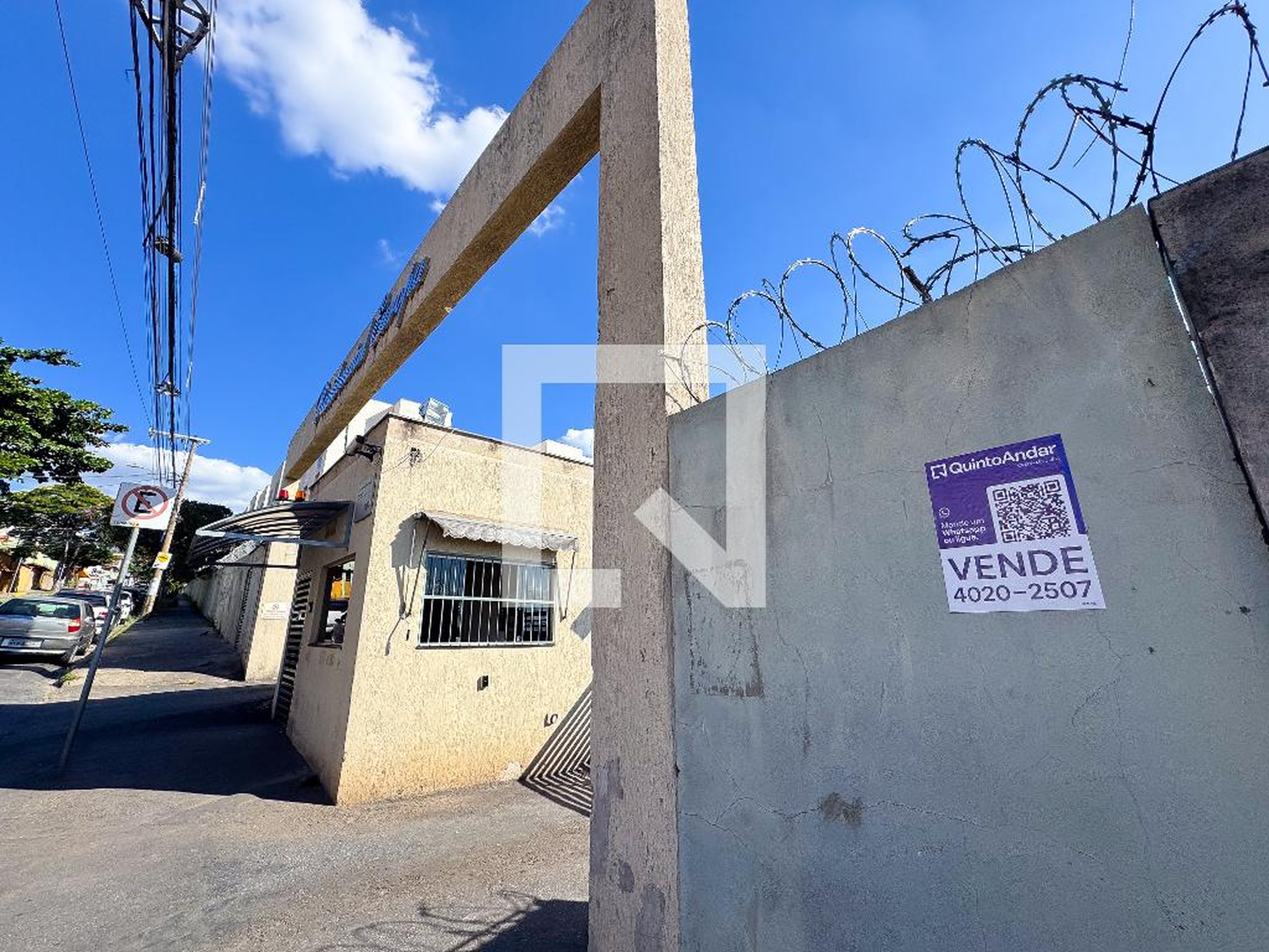 Fachada Condomínio em Rua Maria Elizabet Pessoa, 200