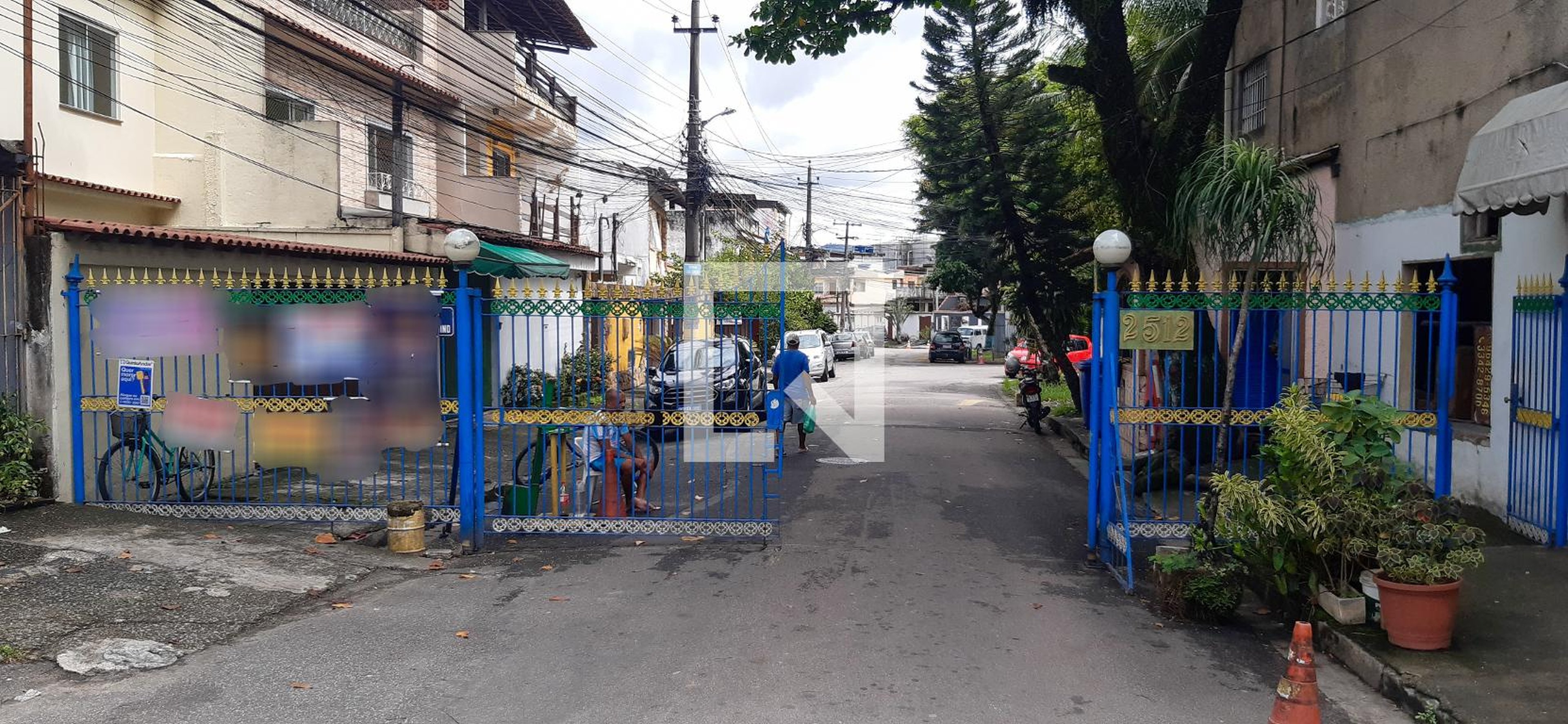 Fachada Condomínio em Rua São Longino, 21