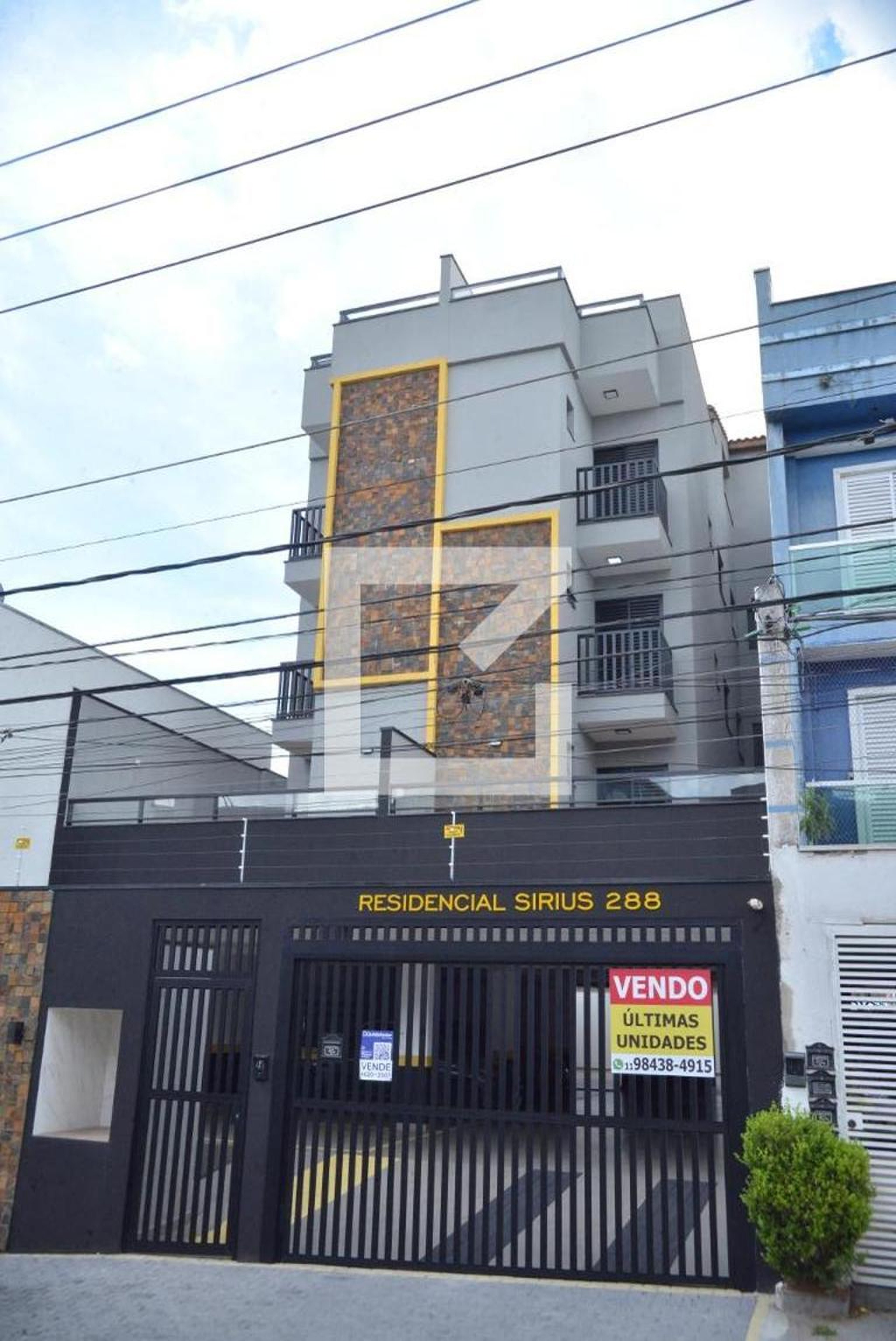 Fachada do Prédio Condomínio em Rua Odete, 288