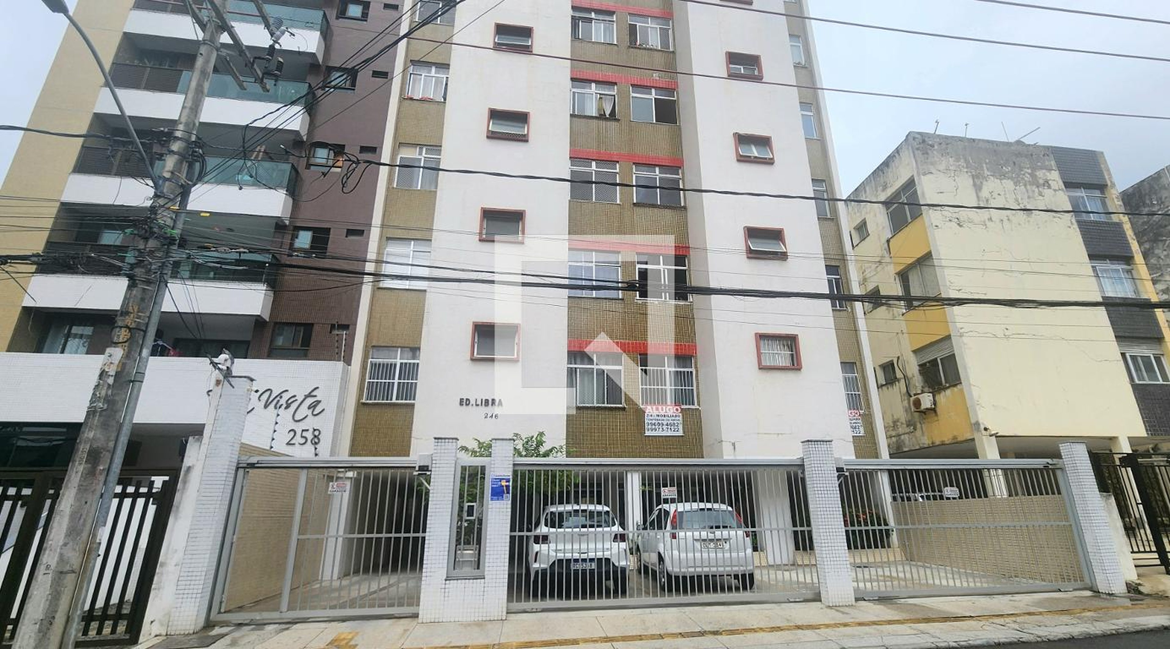 Fachada do Prédio Condomínio em Rua Território do Rio Branco, 246