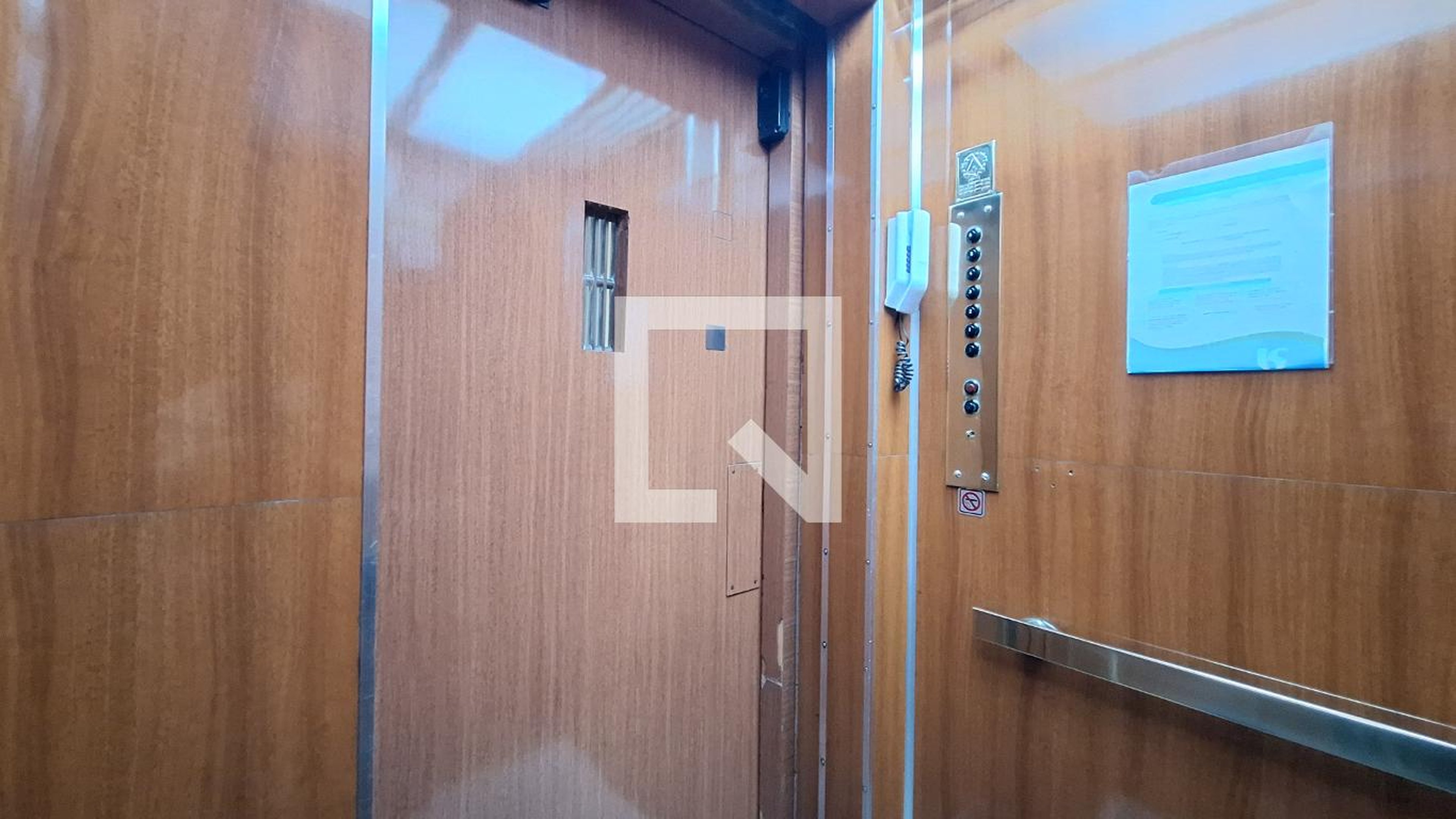 elevador - Edifício Santanna