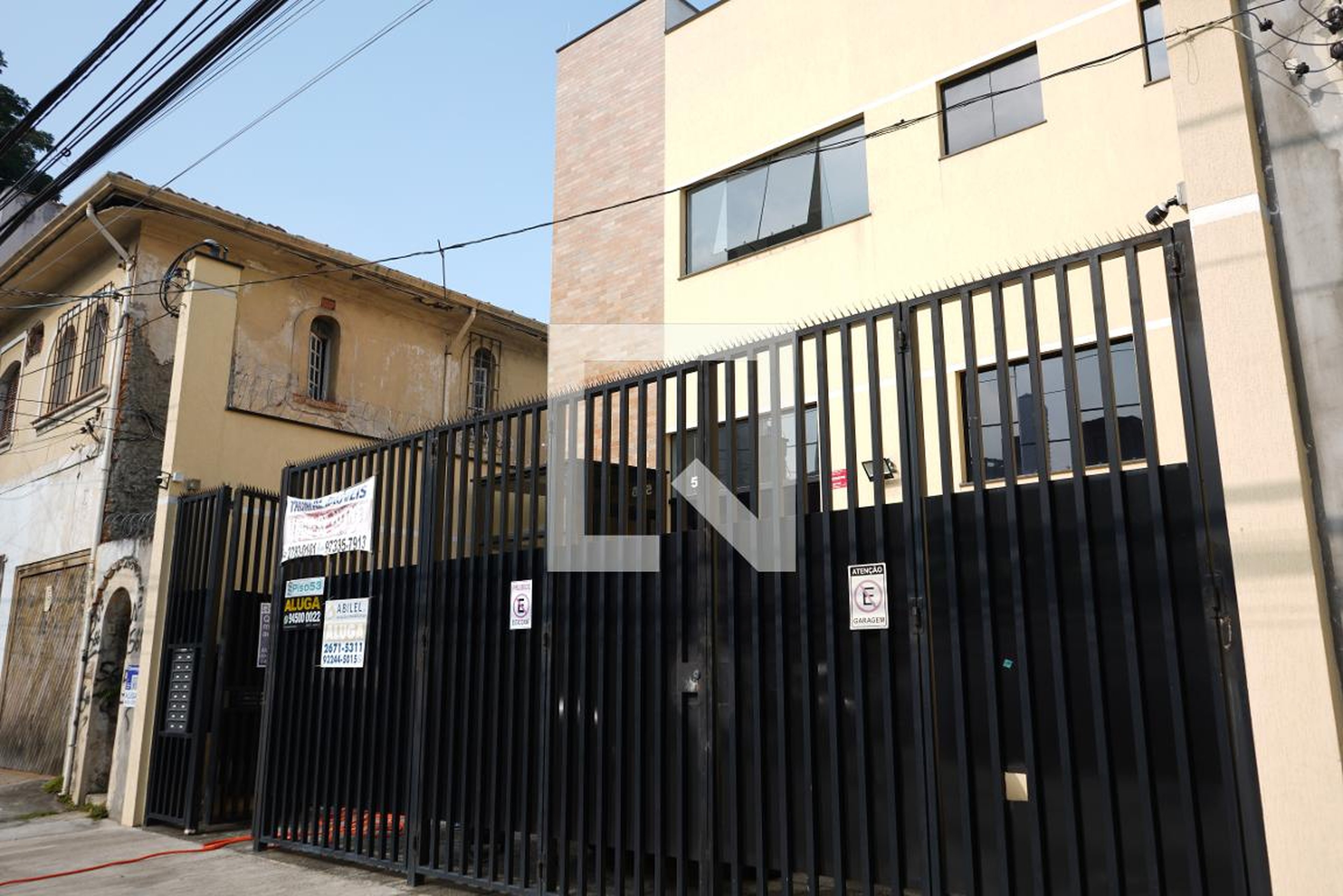 Fachada Condomínio em Rua Marechal Barbacena, 556