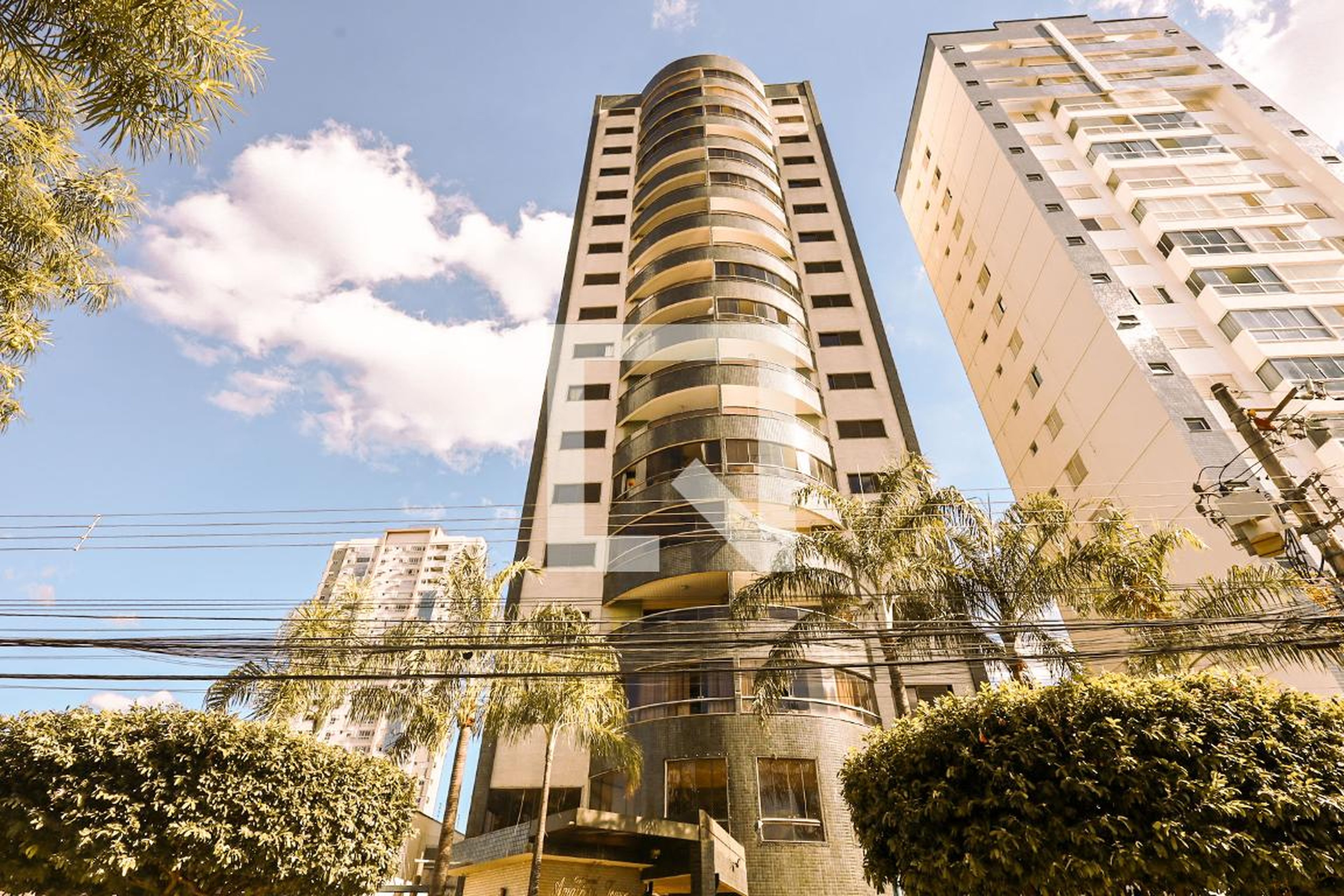 Fachada do Prédio Condomínio em Rua Santarém, 798