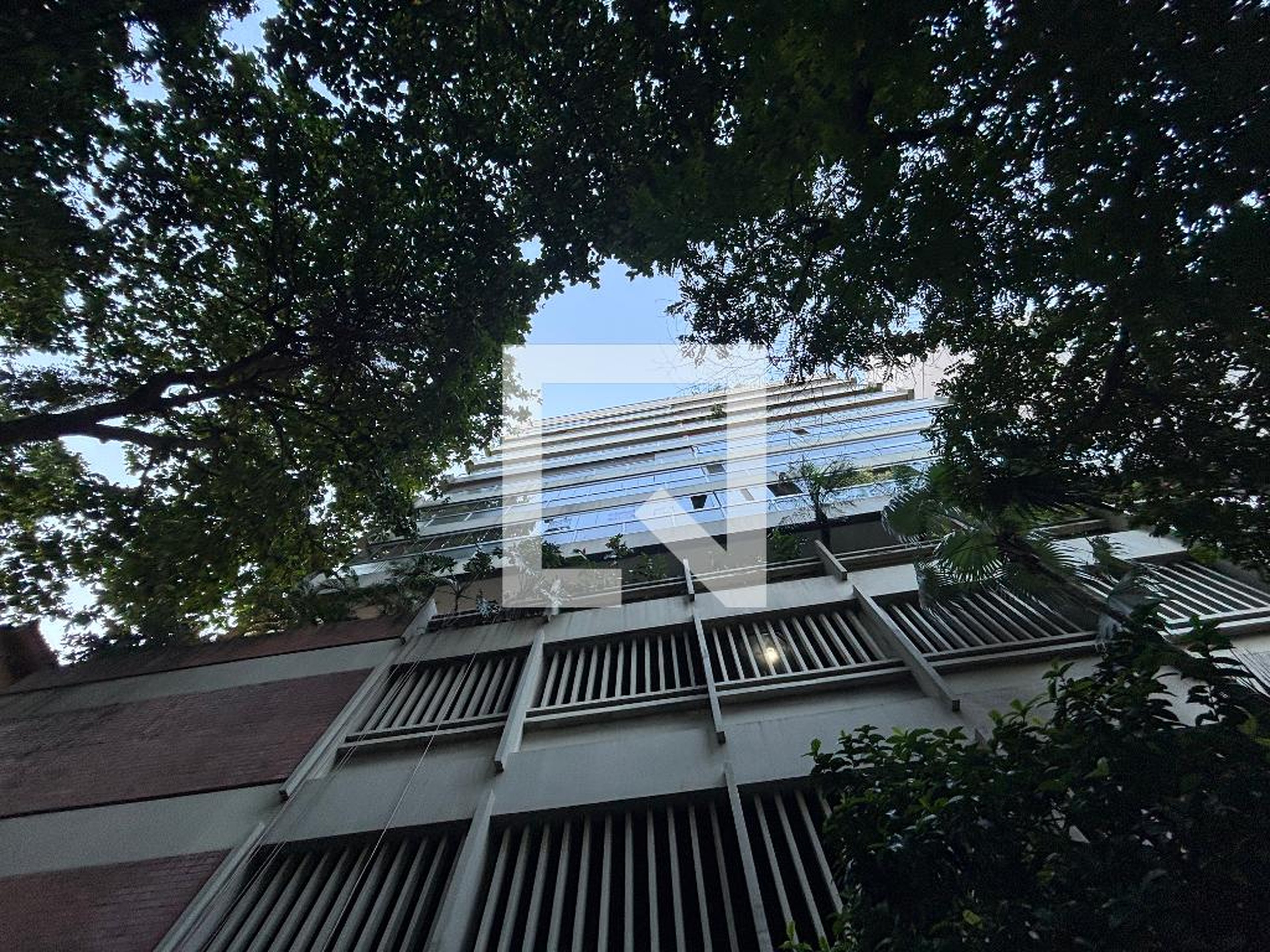 Fachada Condomínio Demoisele