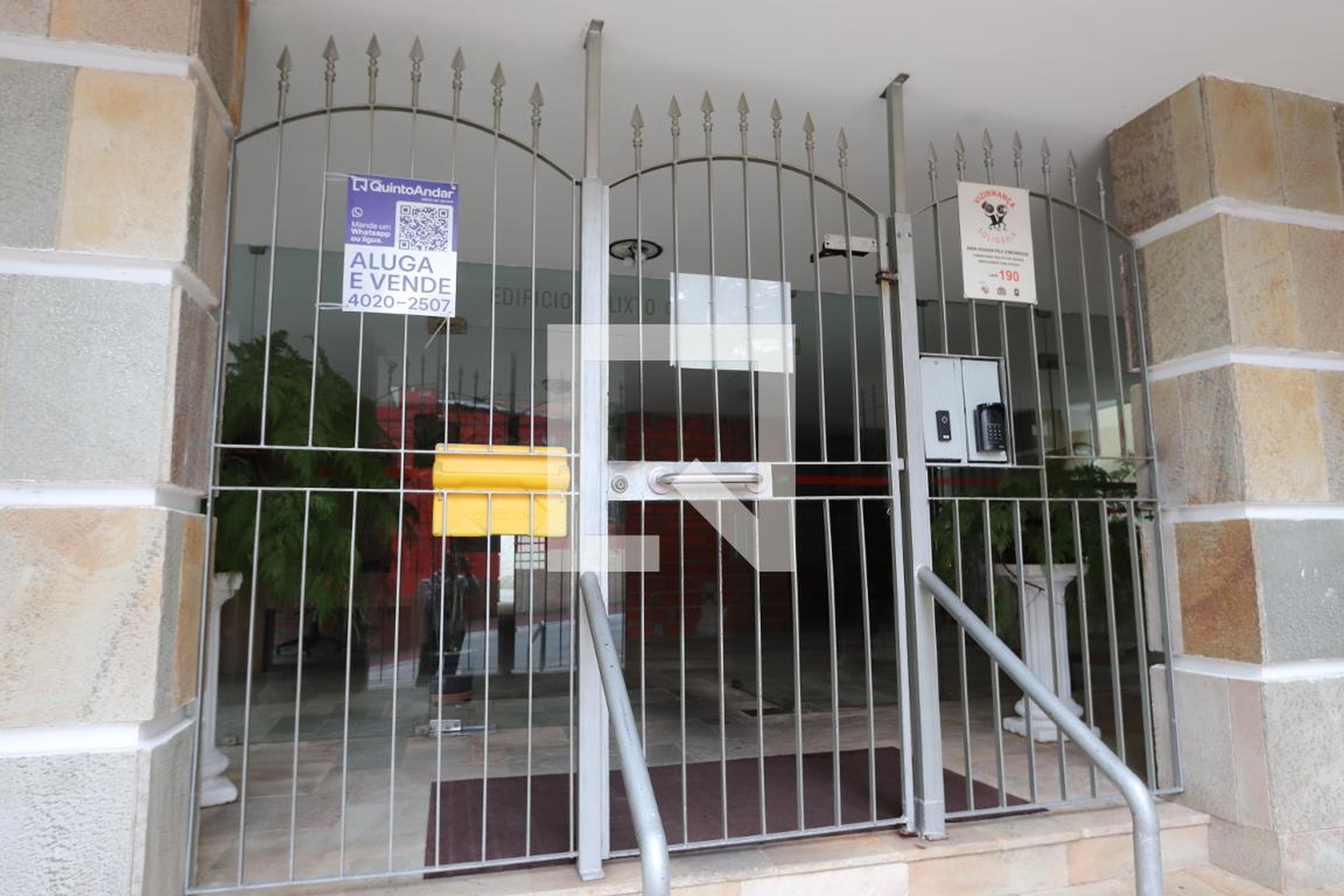 Entrada - Edíficio Calixto da Mota