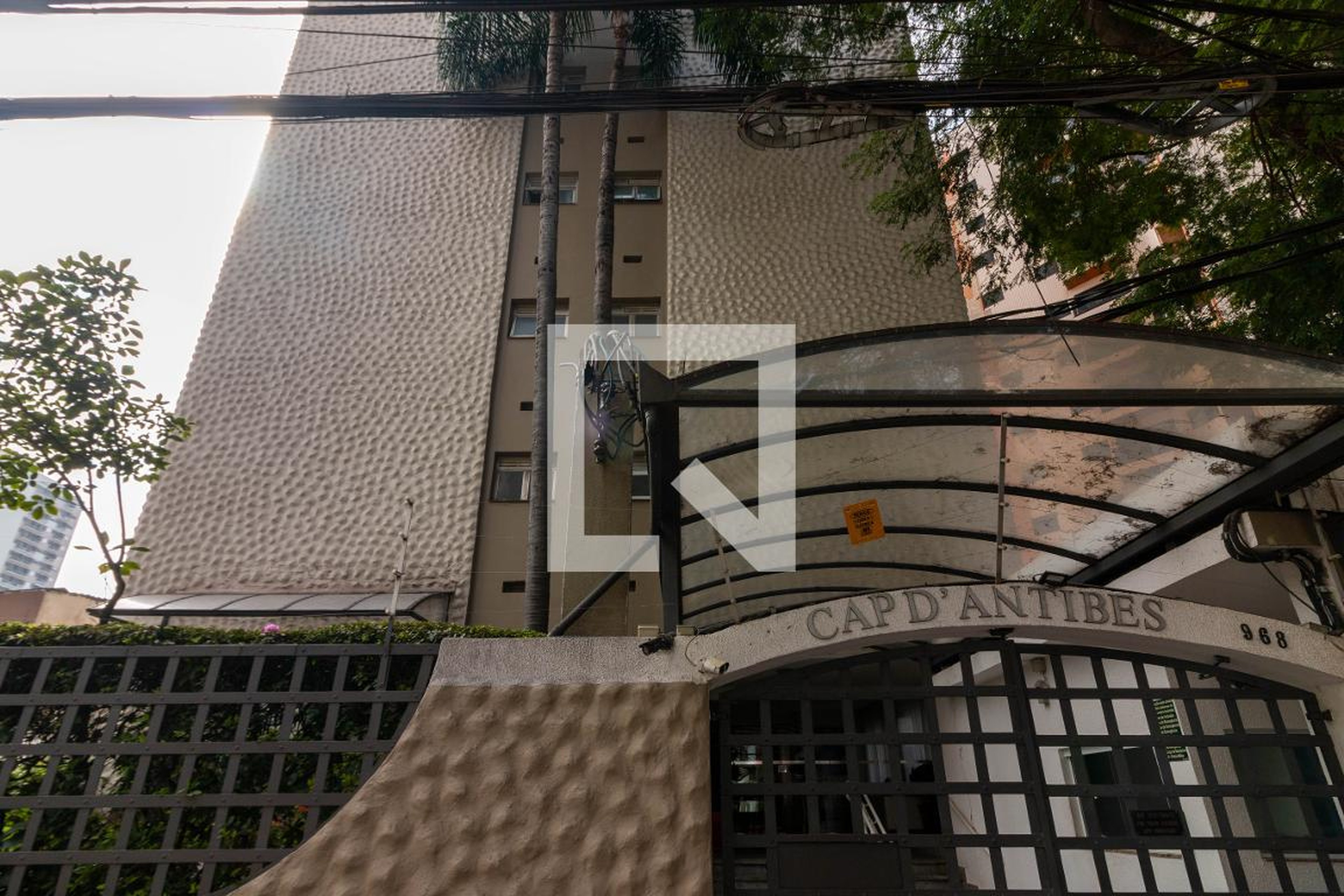 Fachada do Prédio Condomínio Cap D Antibes