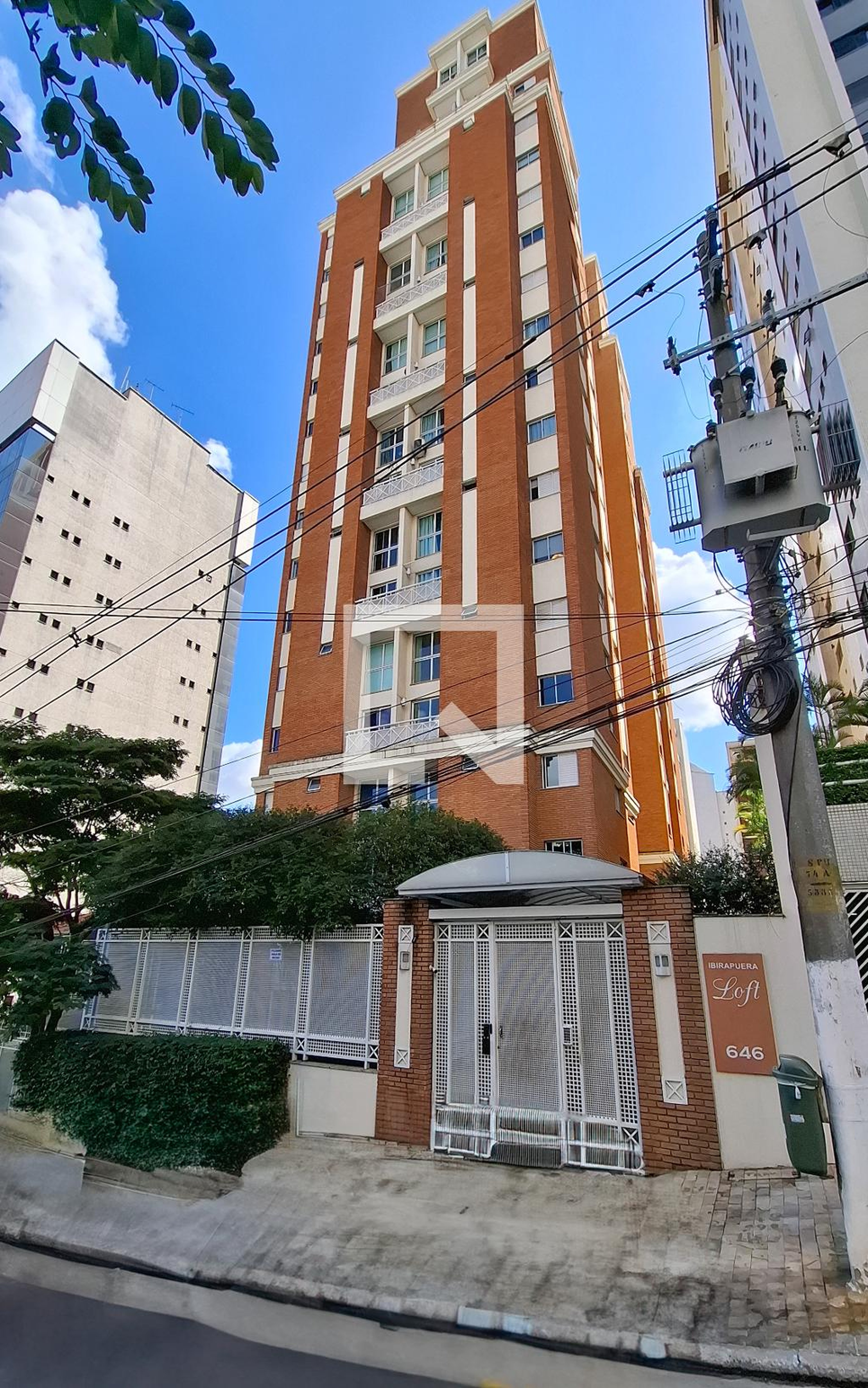 Fachada do Prédio Condomínio Ibirapuera Loft