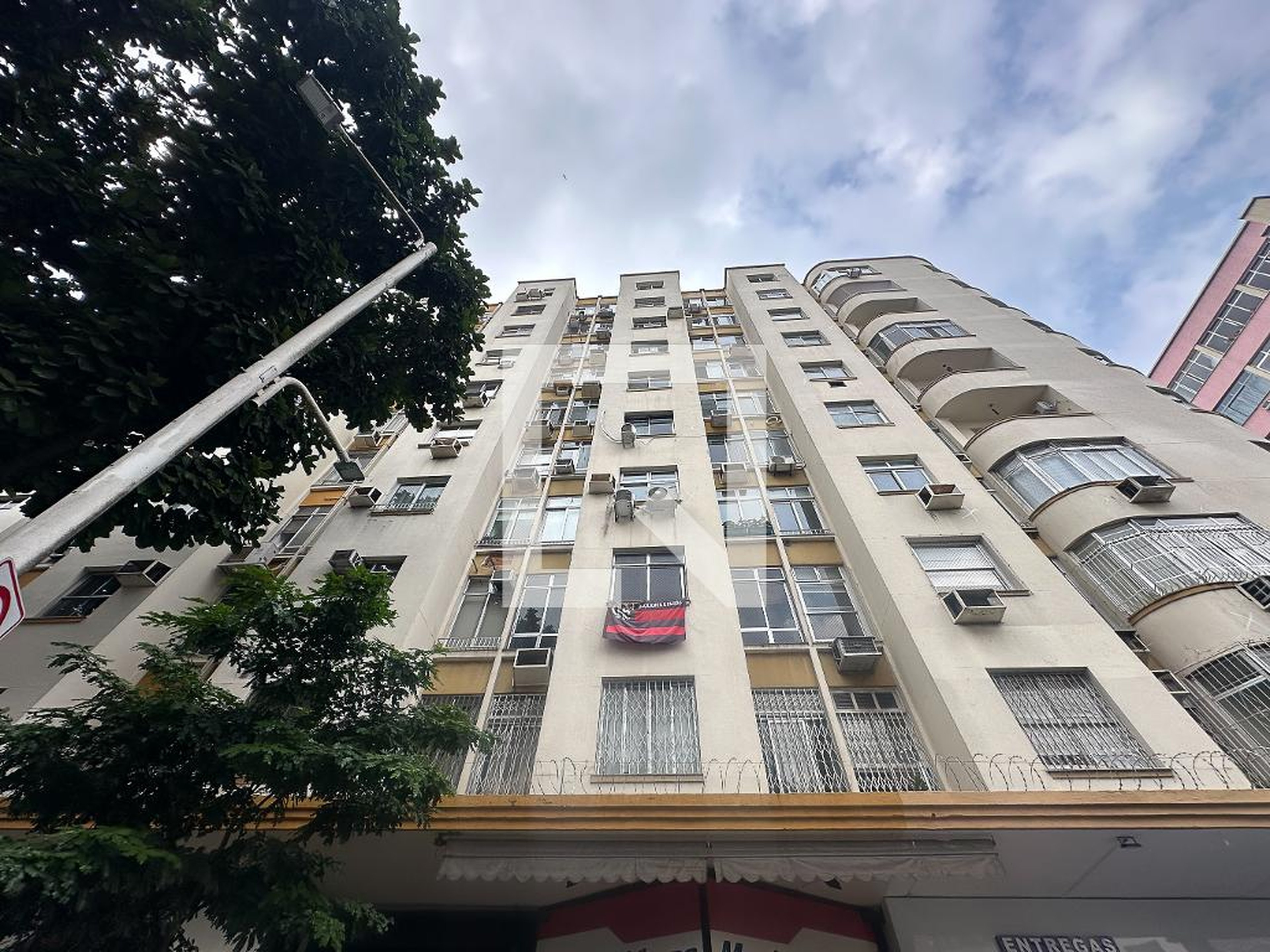 Fachada Edifício Alpoli