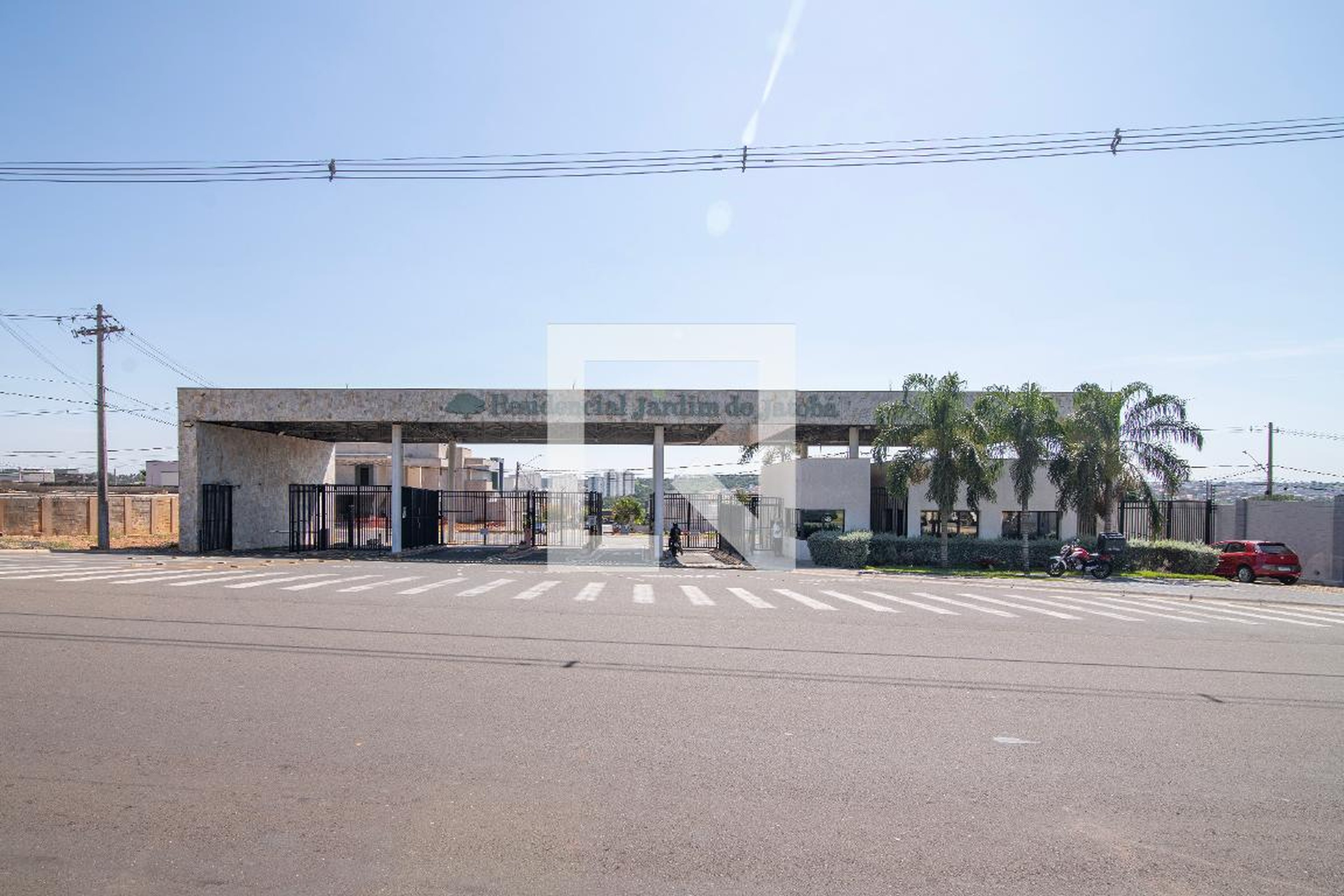 Fachada do Condomínio Condomínio em Rua Jambo, 60