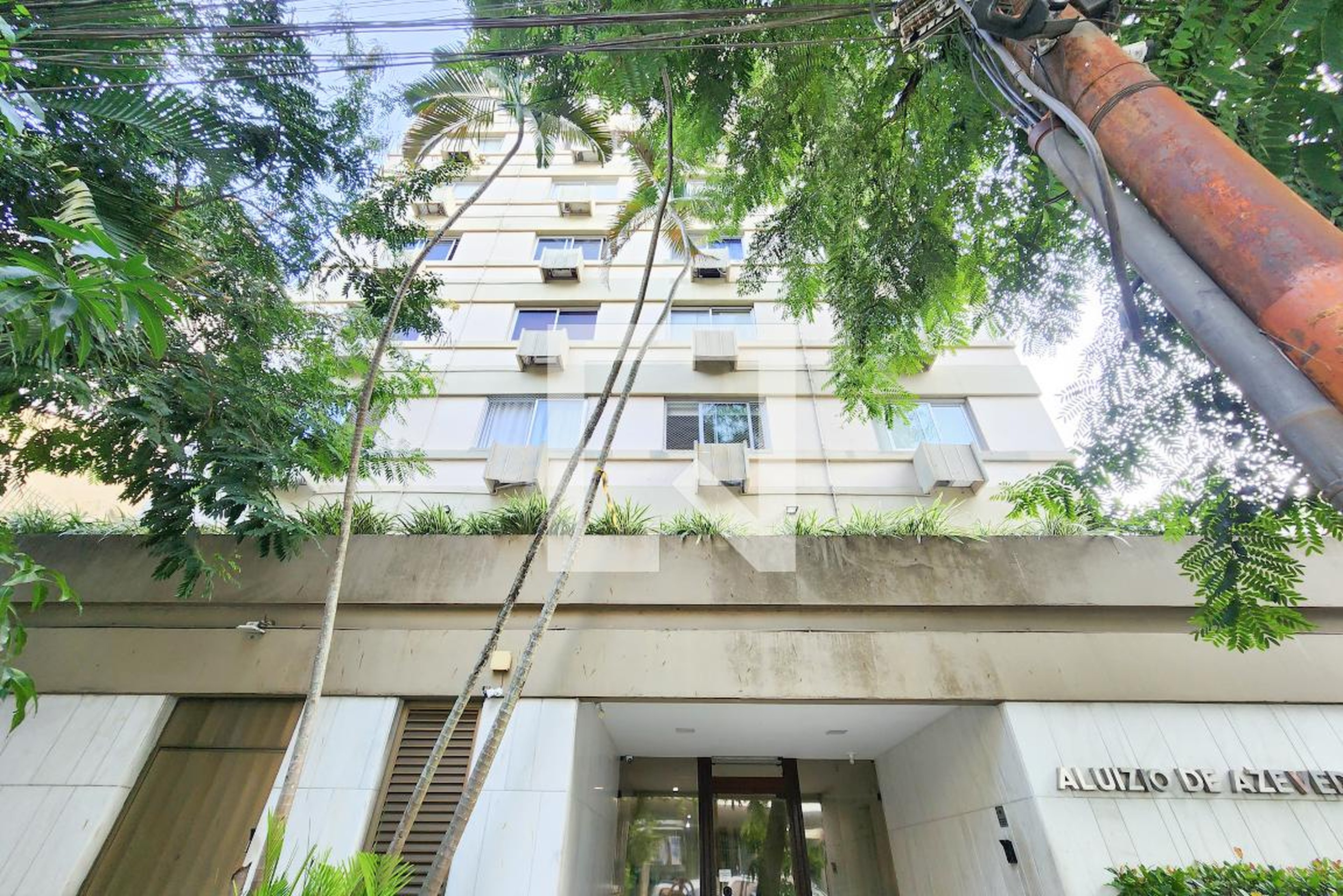 Fachada Condomínio em Rua Ribeiro de Almeida, 21