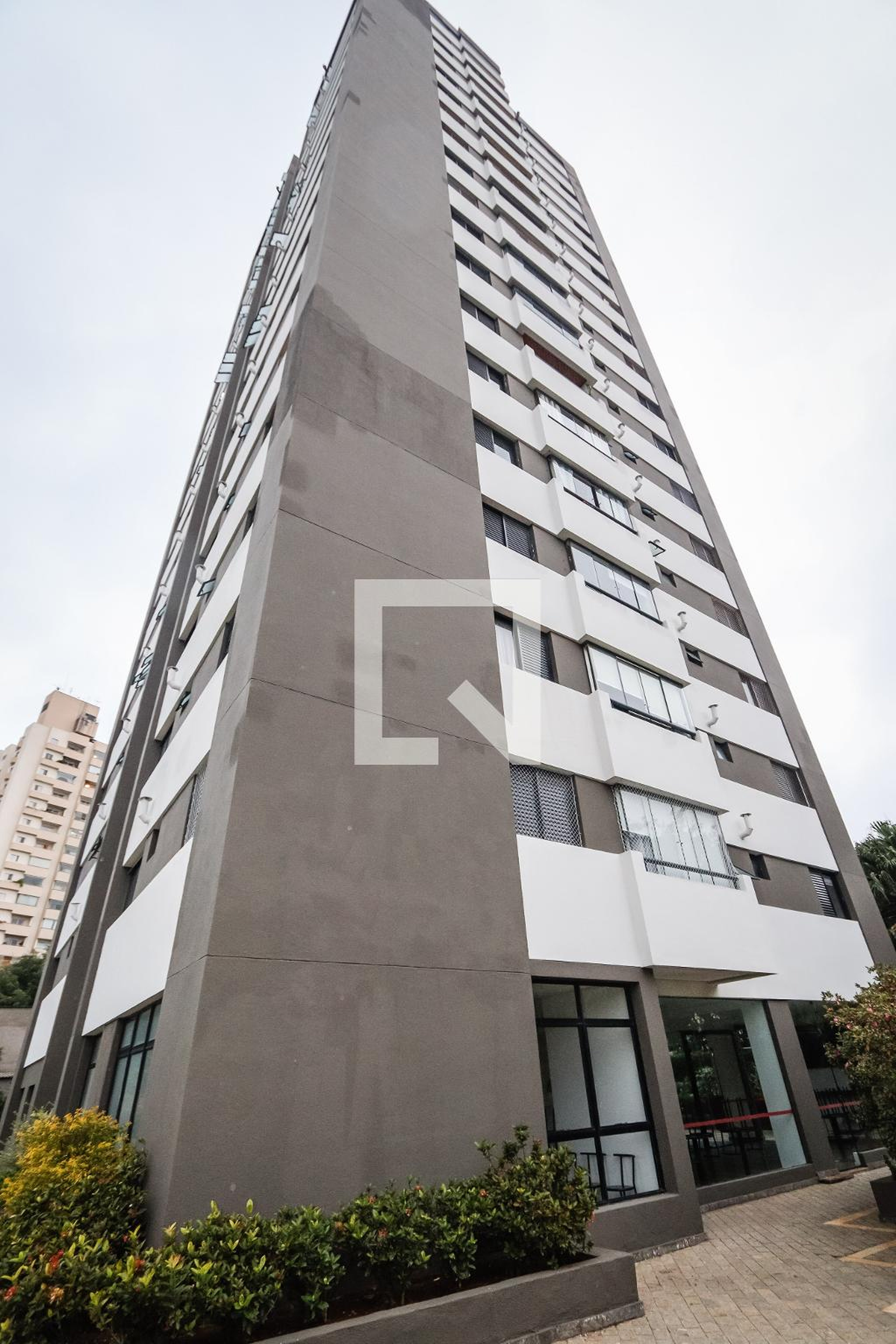 Prédio Condomínio Saint Pierre