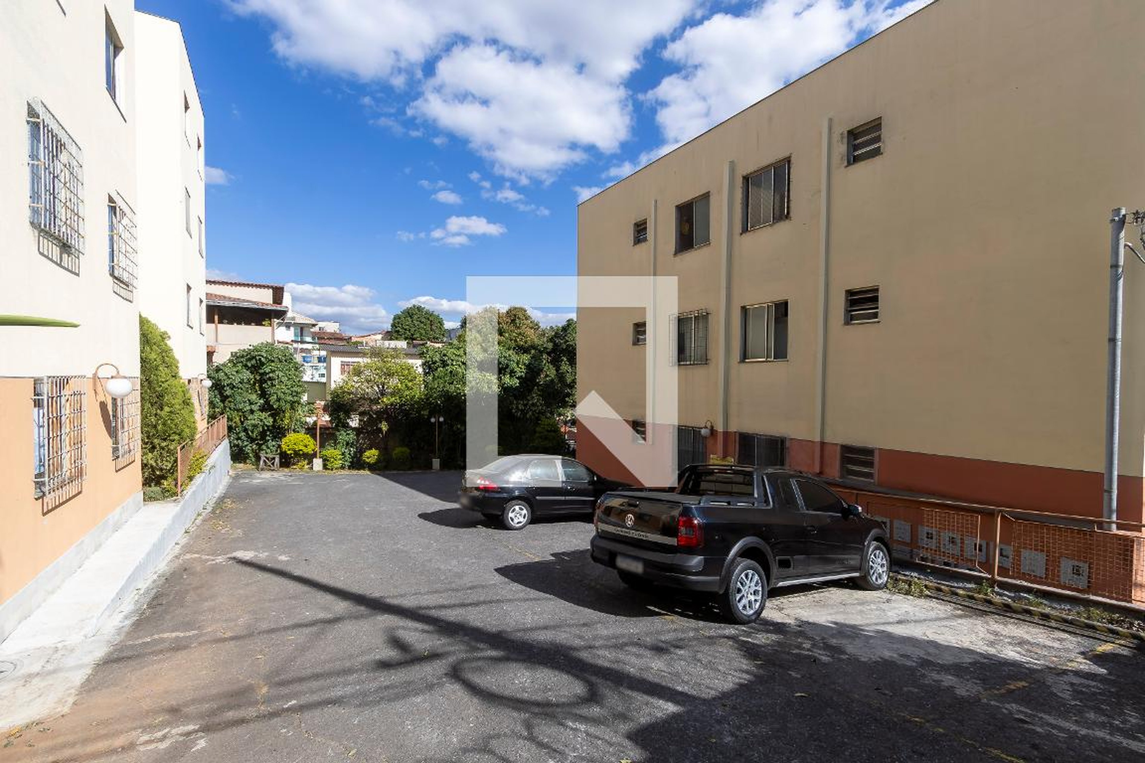 Estacionamento - Floramar