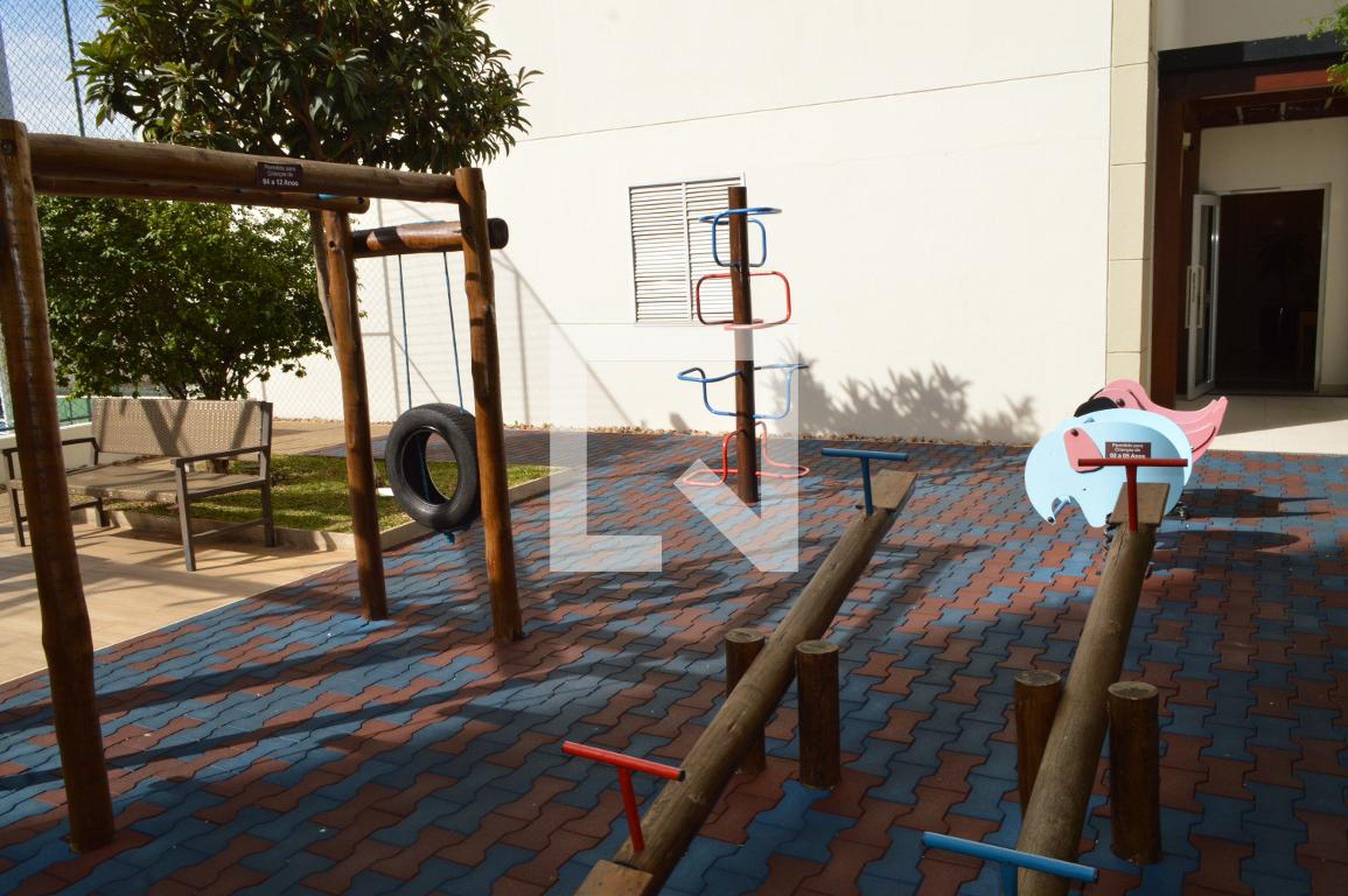 Playground - Cypriani 955