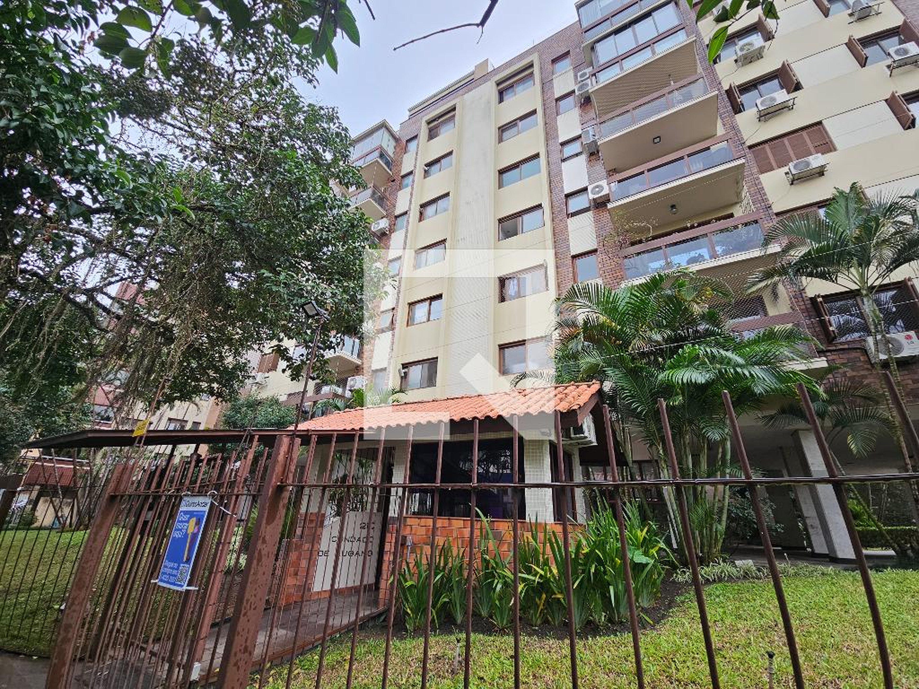 Fachada Edifício Condado de Lugano