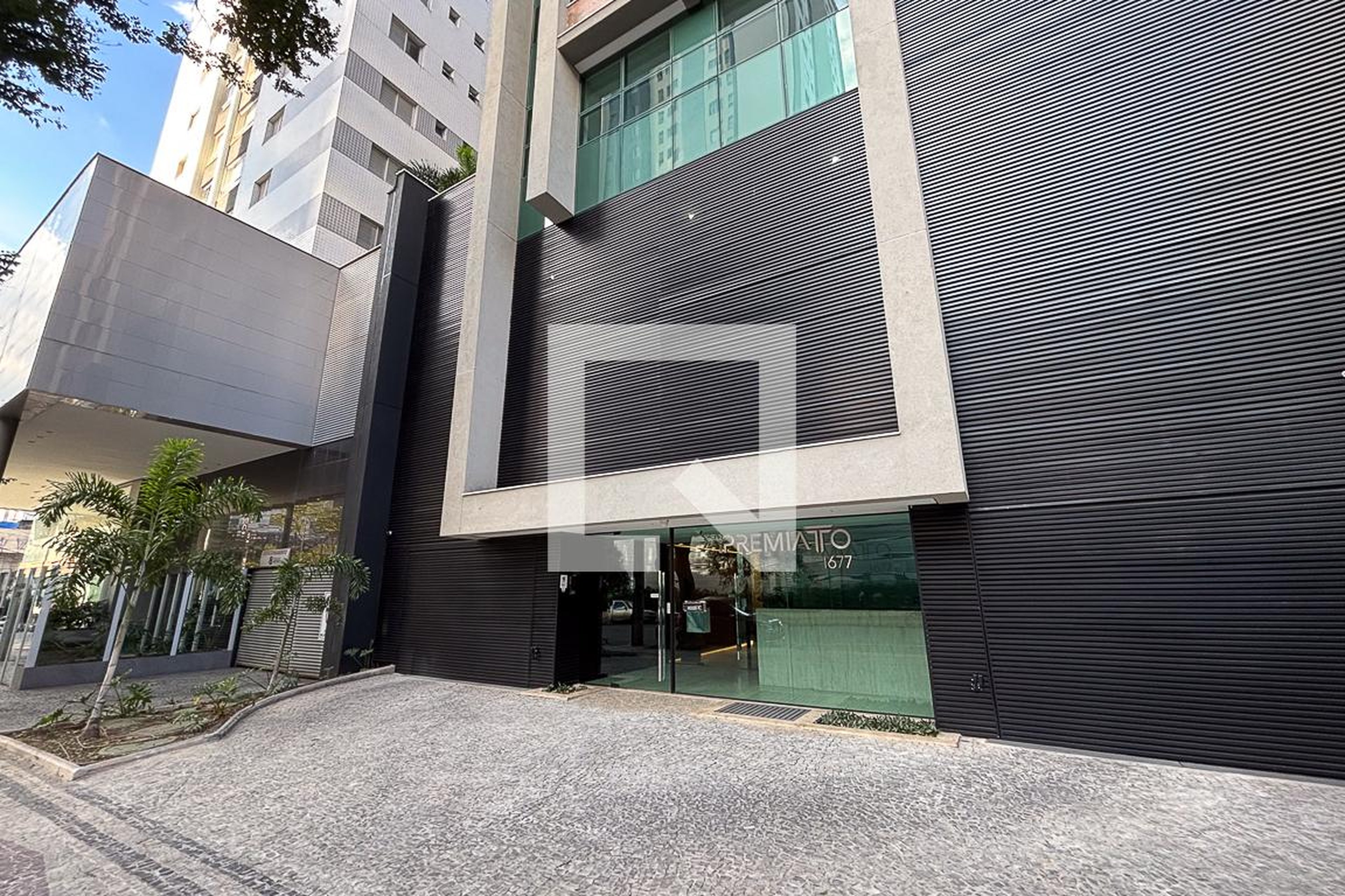 Fachada Condomínio em Rua Santa Catarina, 1677