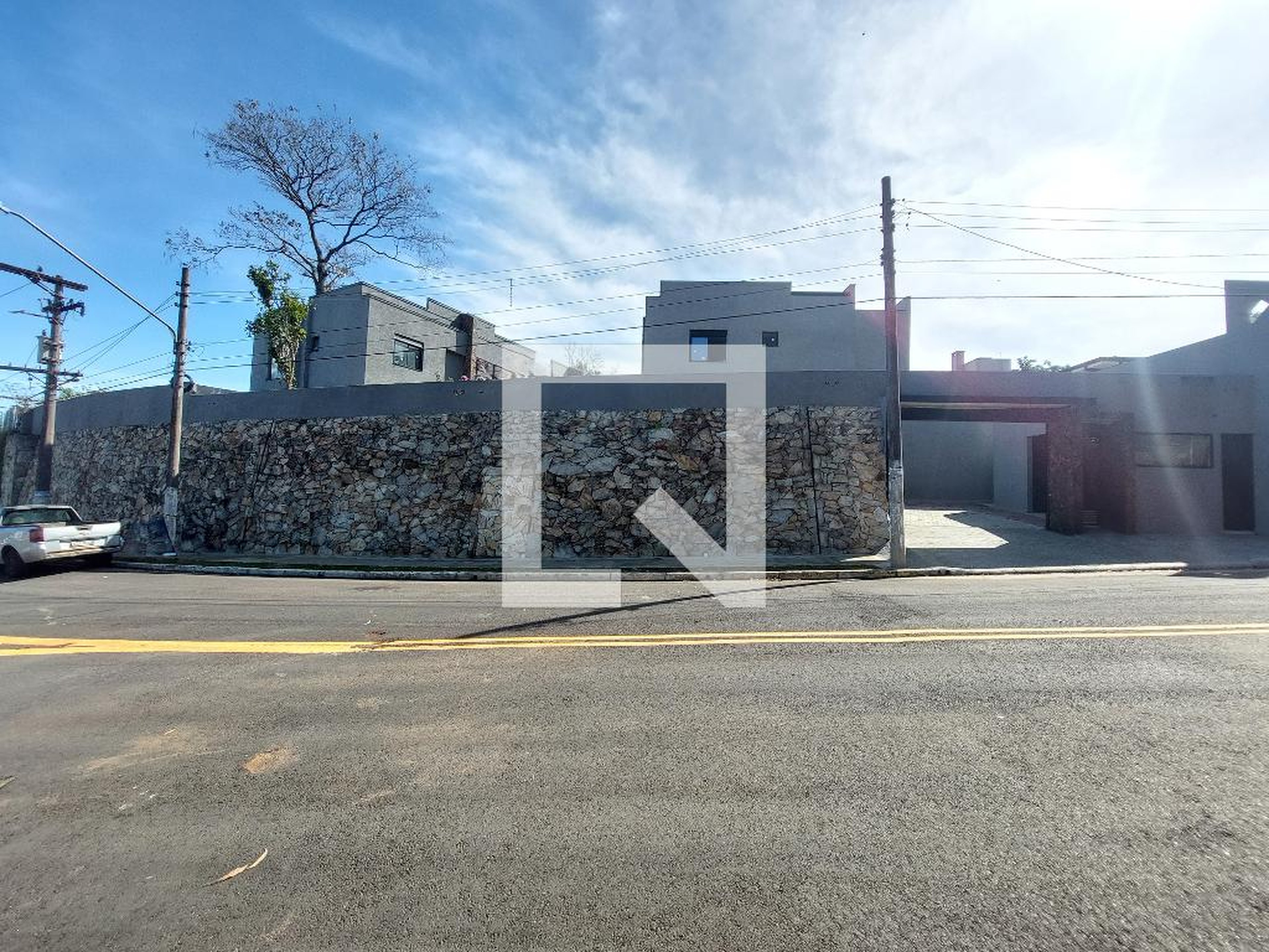 Fachada Condomínio em Rua Robélia, 654