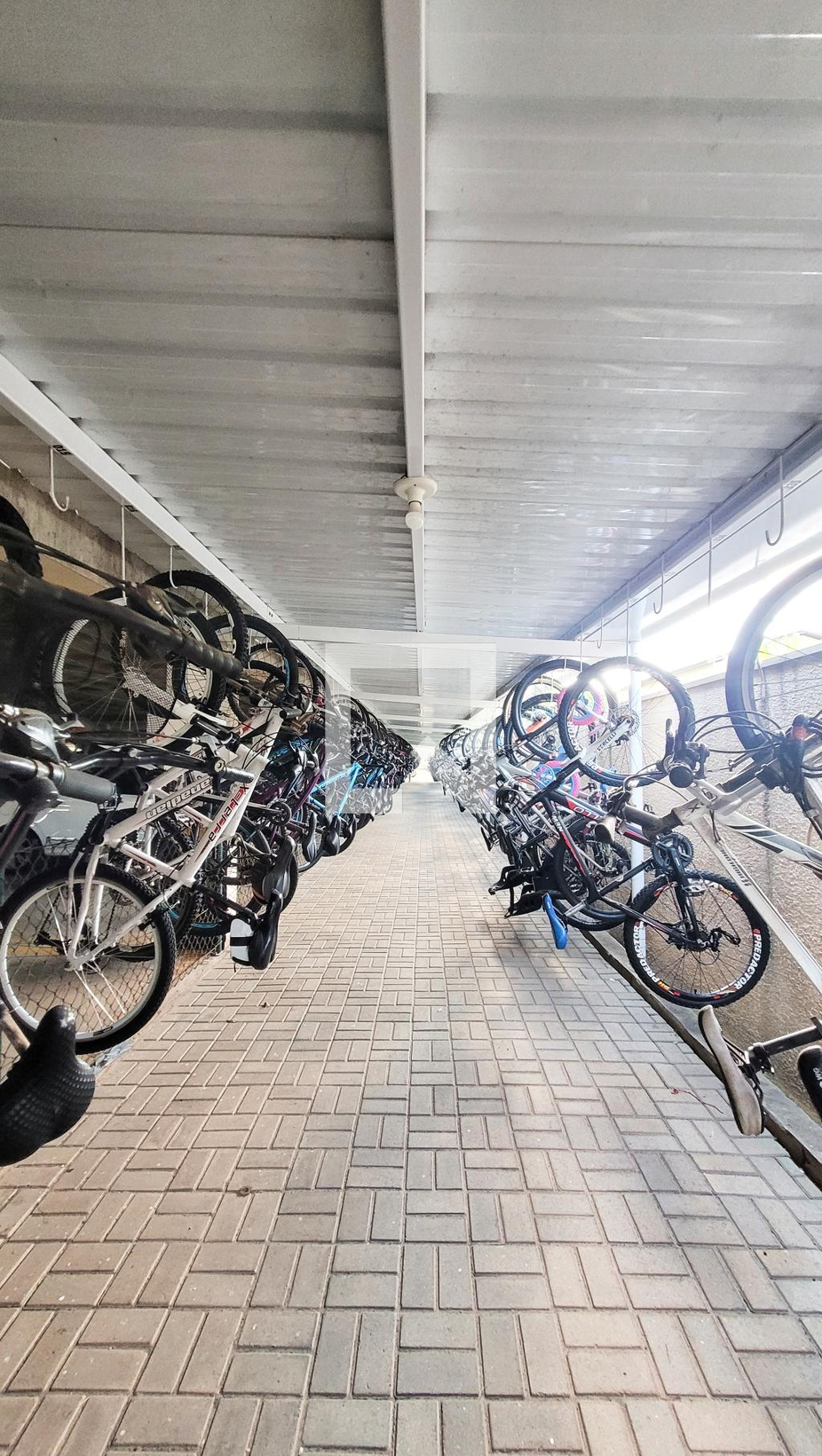 Bicicletário - Central View