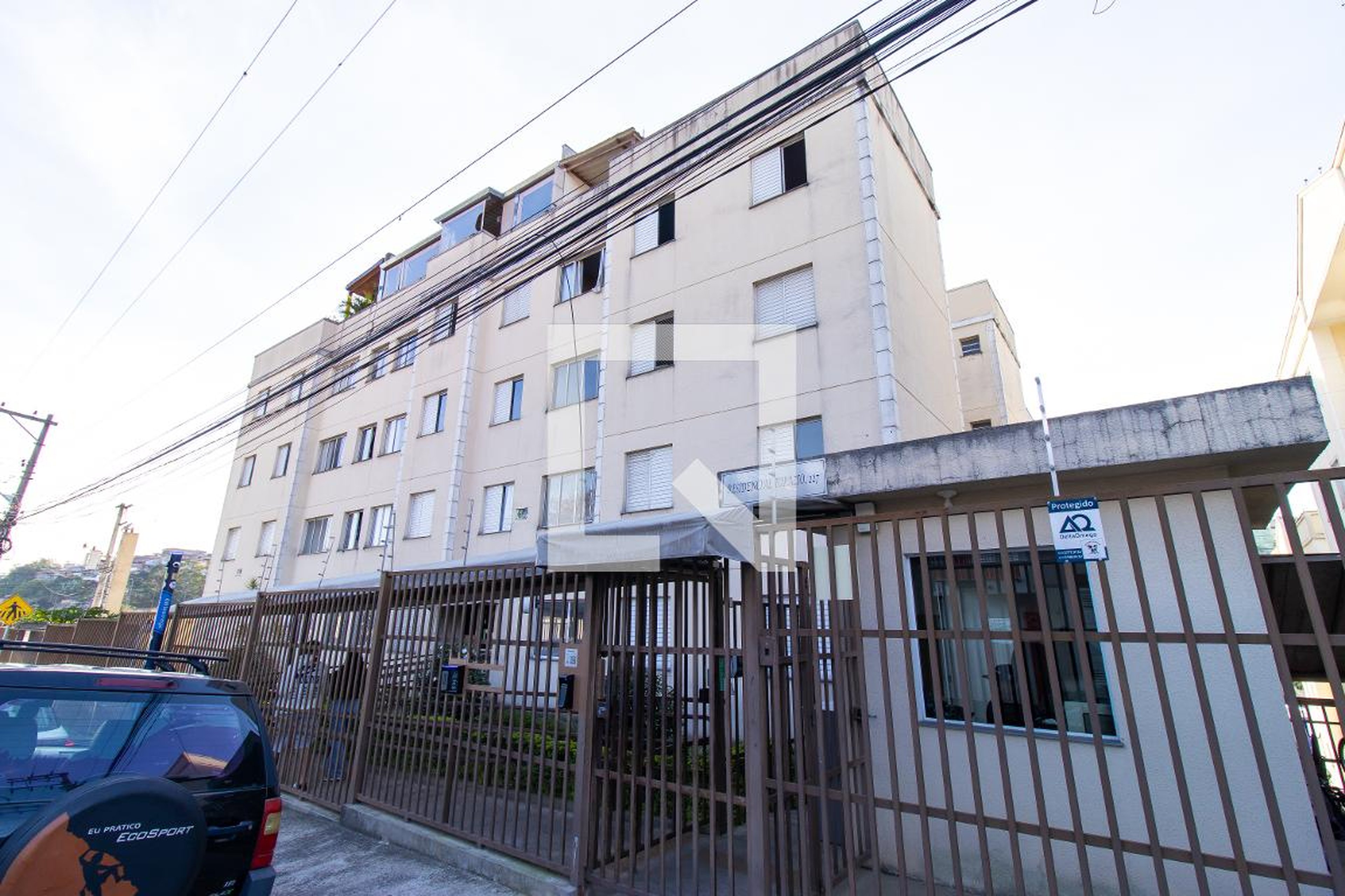 Fachada do condomínio Edifício Topázio