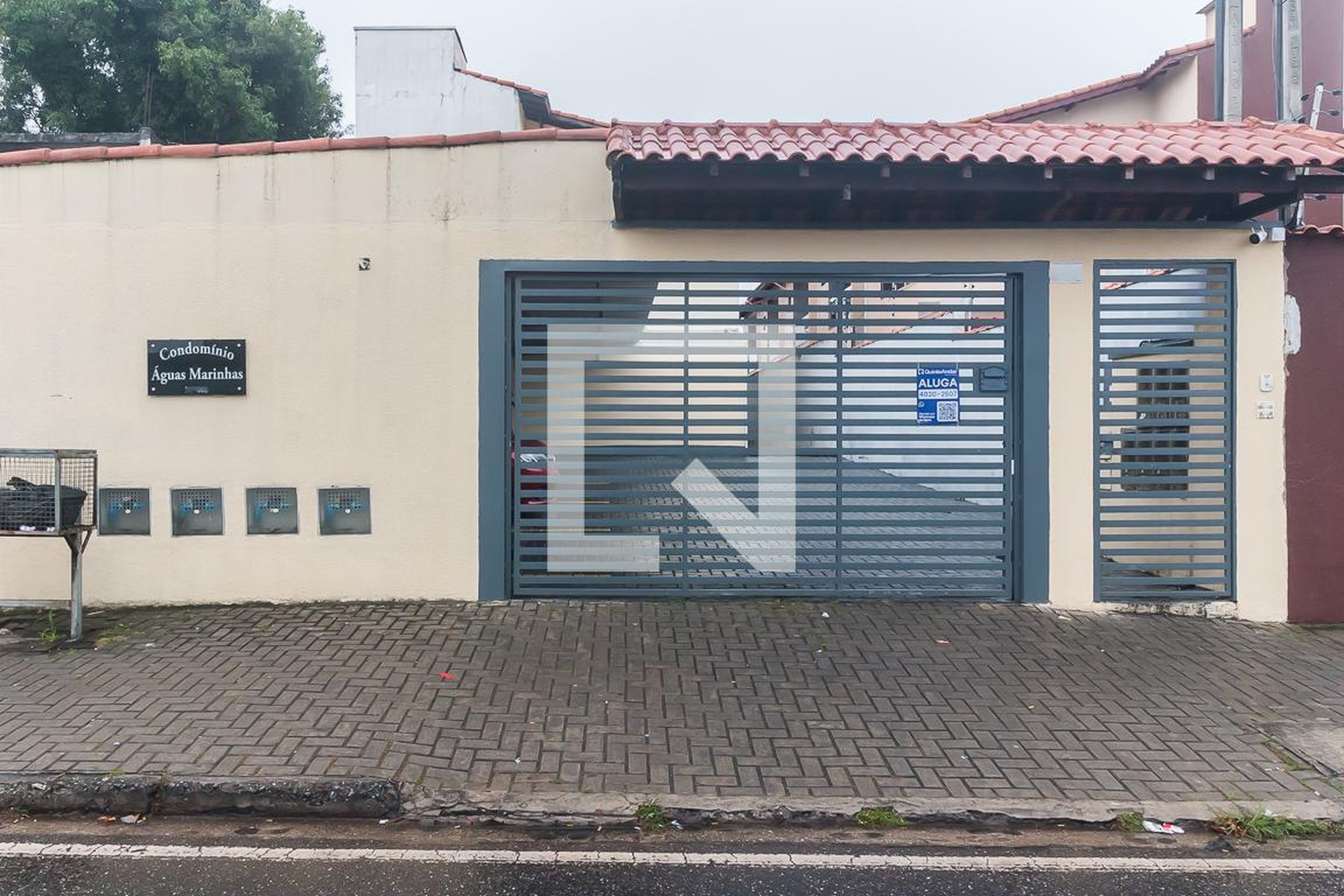 Fachada Condomínio em Rua Geraldo Gomes Loureiro, 469