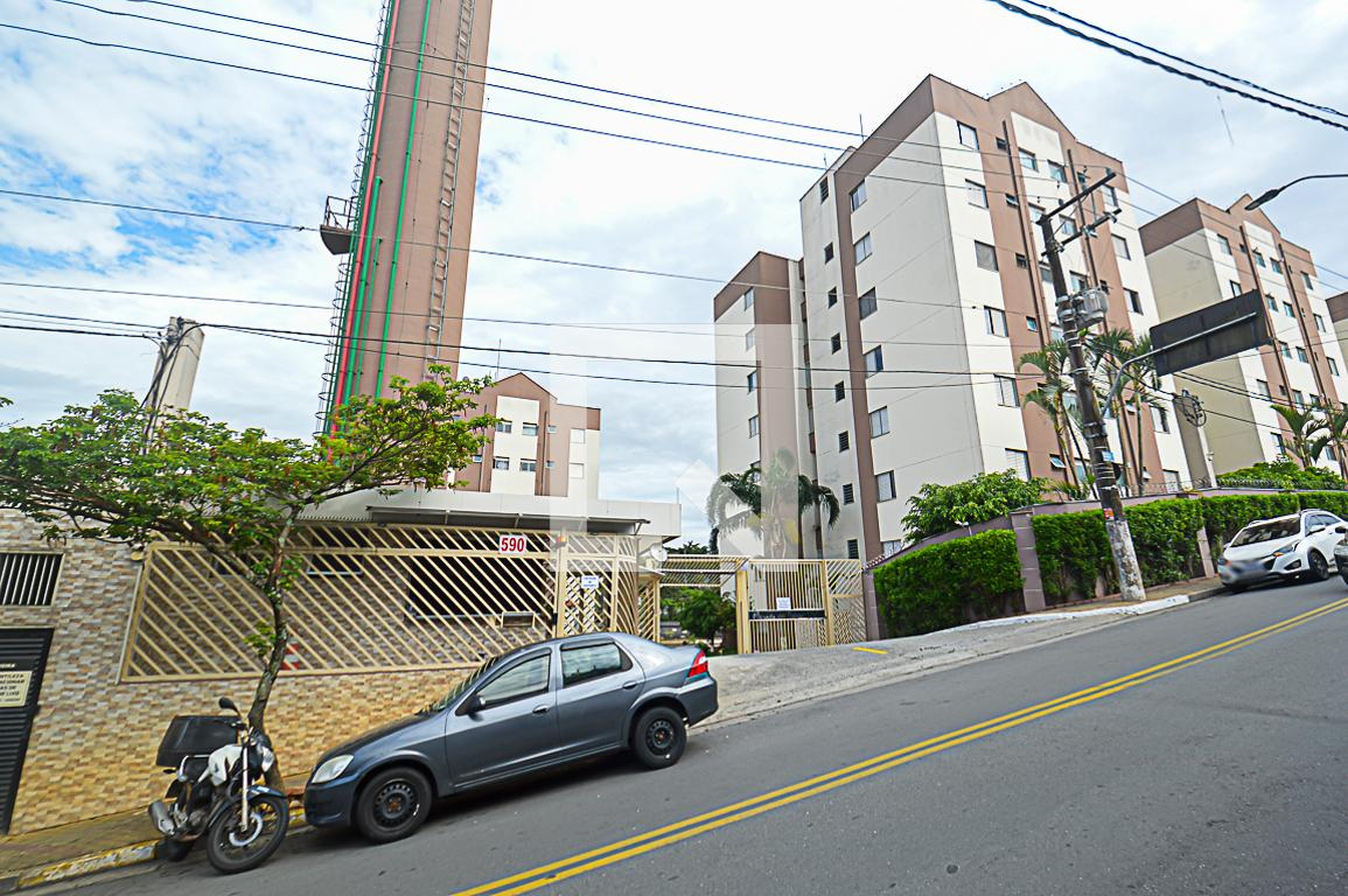 Fachada do Condomínio Condomínio Morada dos Nobres