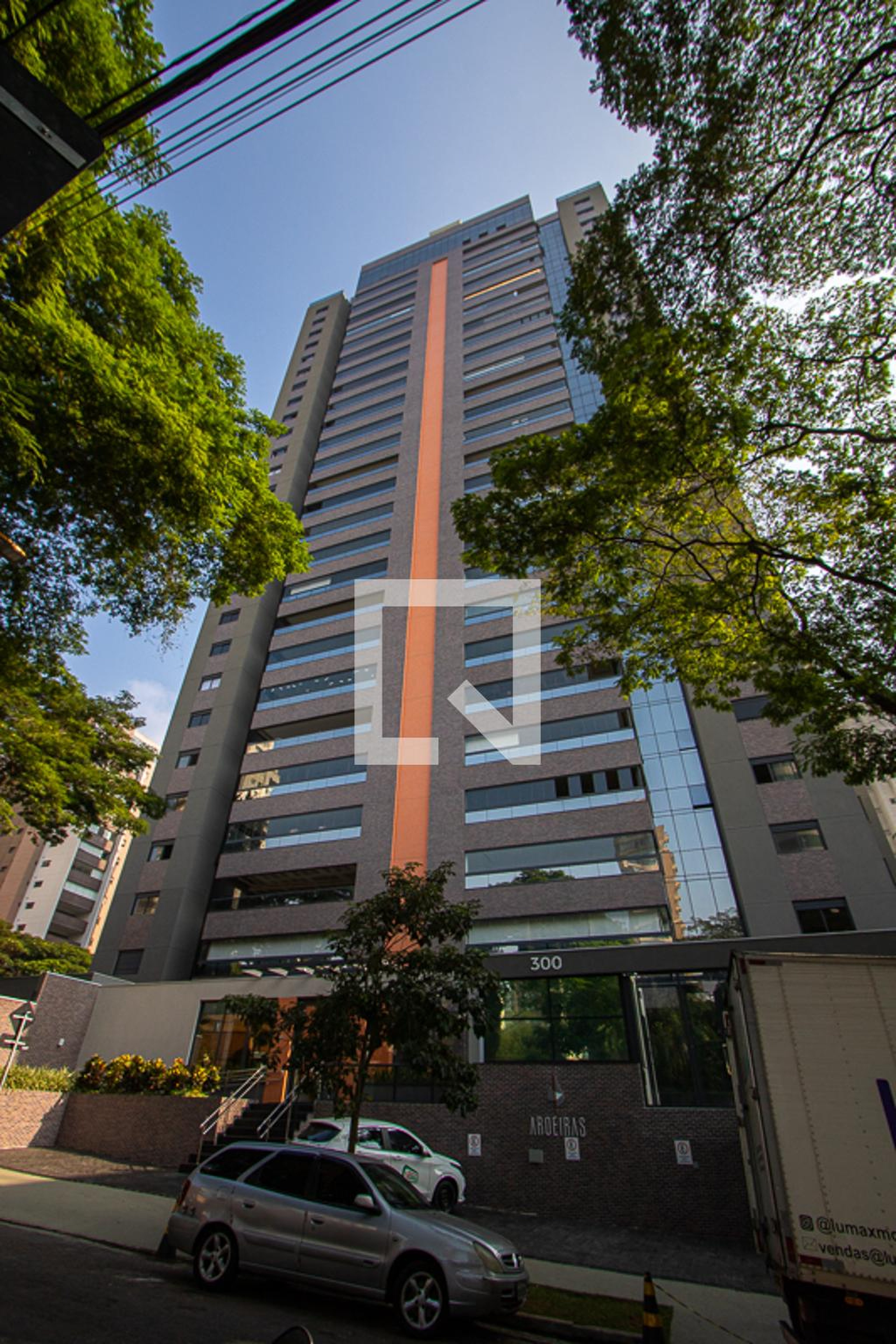 Fachada Condomínio Aroeiras