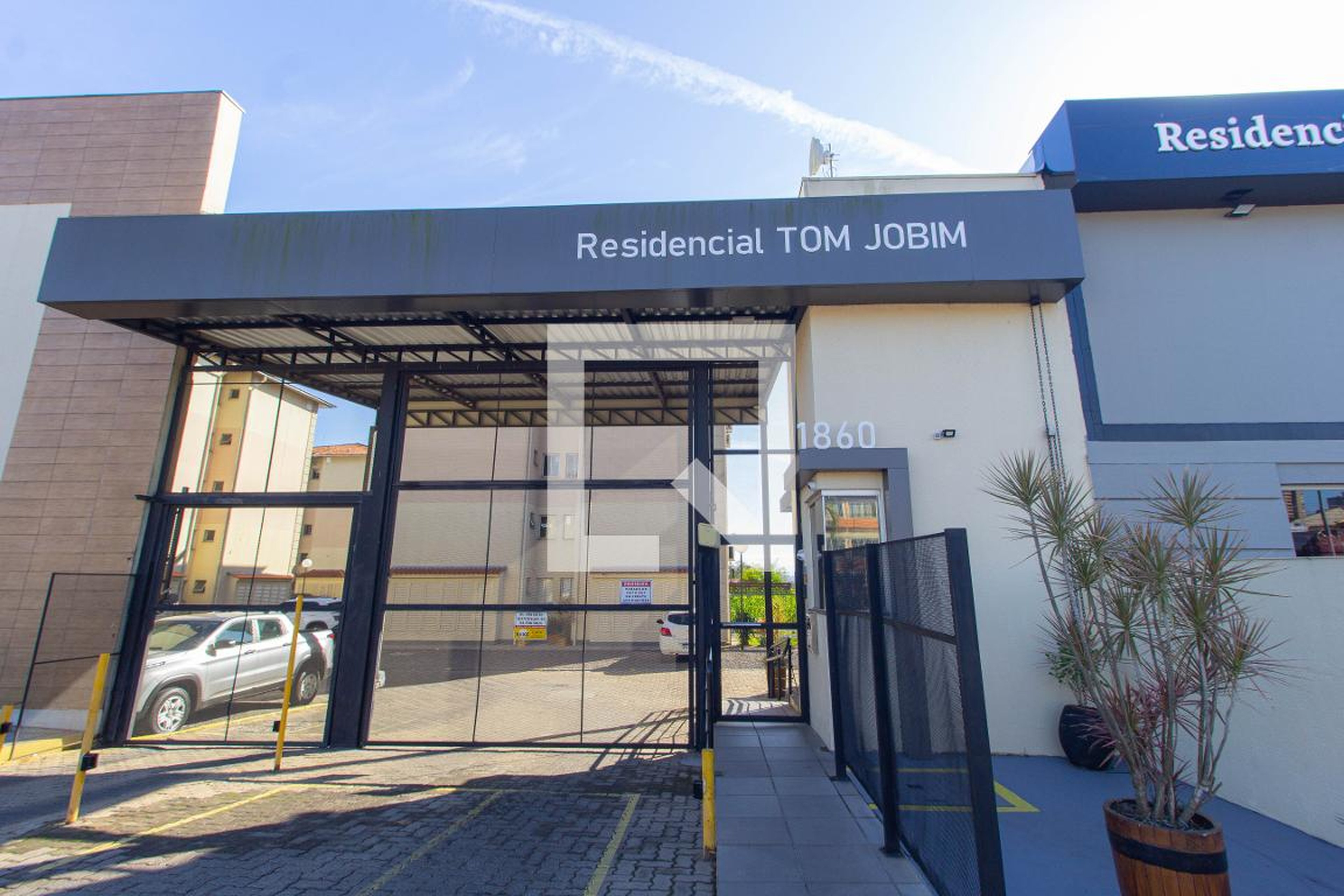 Fachada Condomínio Tom Jobim