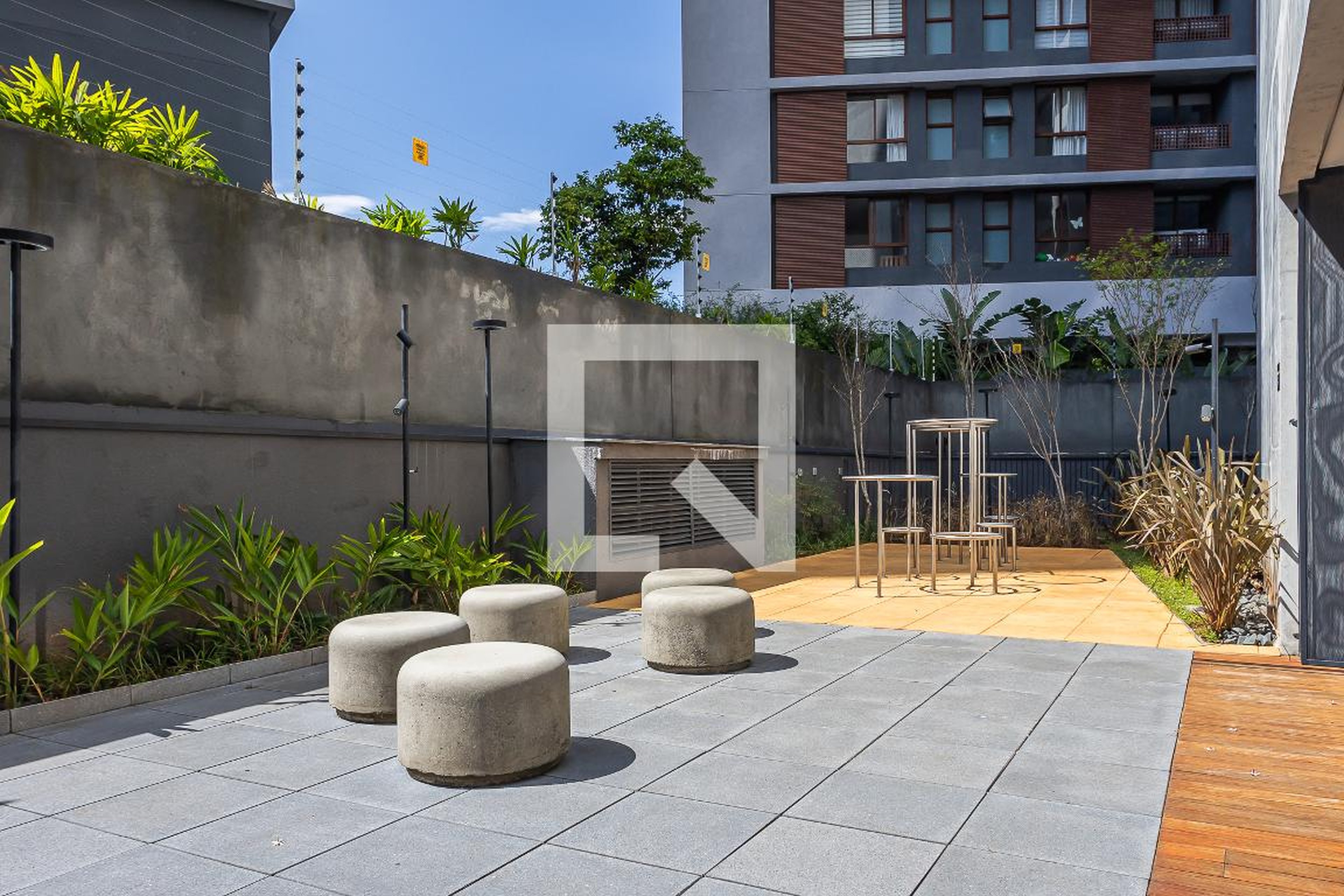 Playground - Bandeira Vila Madalena